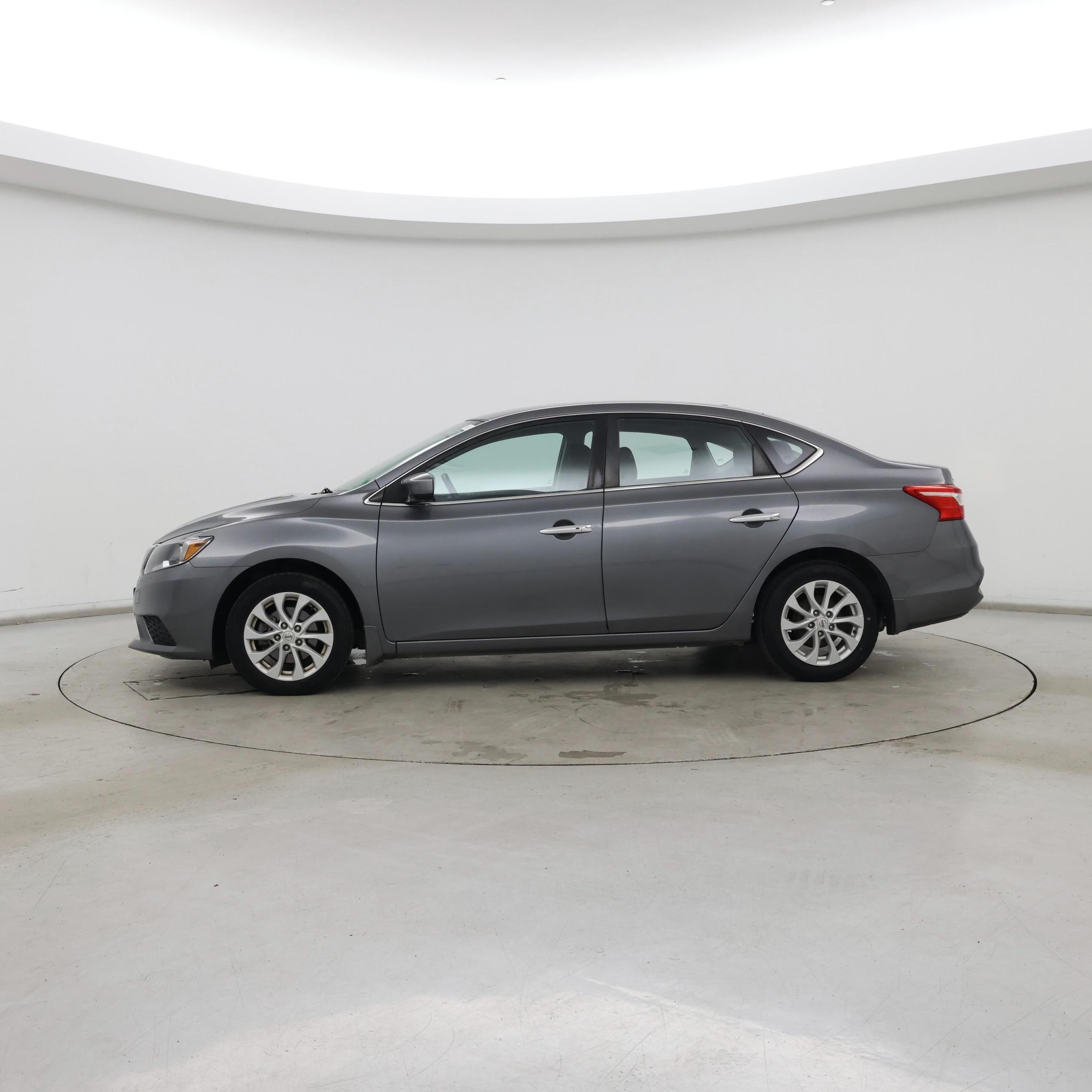 Thumbnail: 2019 Nissan Sentra - 3