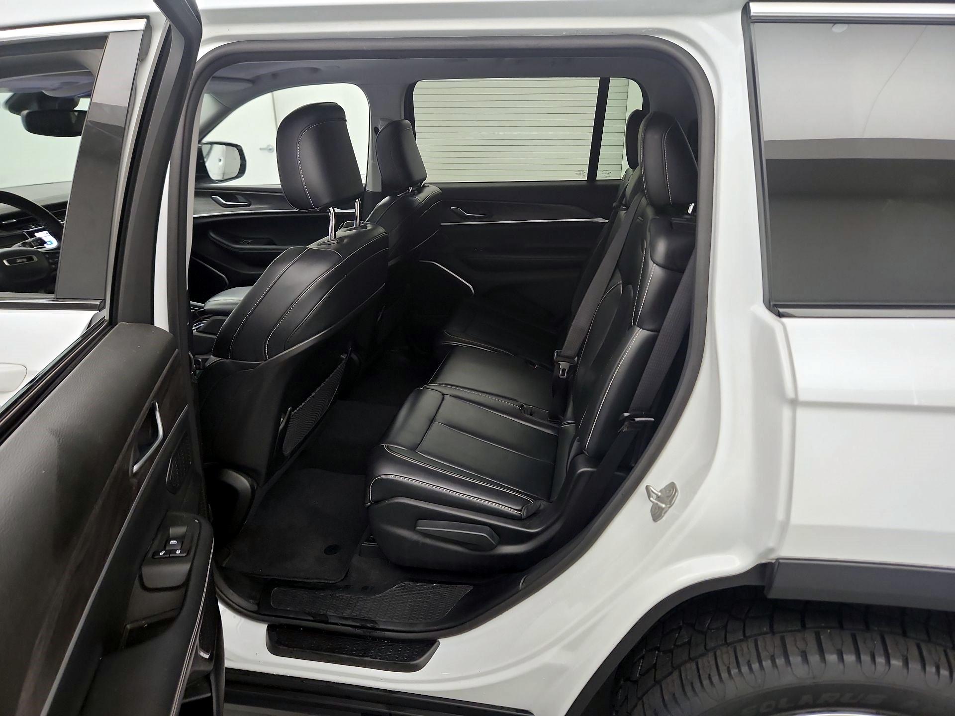 Thumbnail: 2021 Jeep Grand Cherokee L - 19