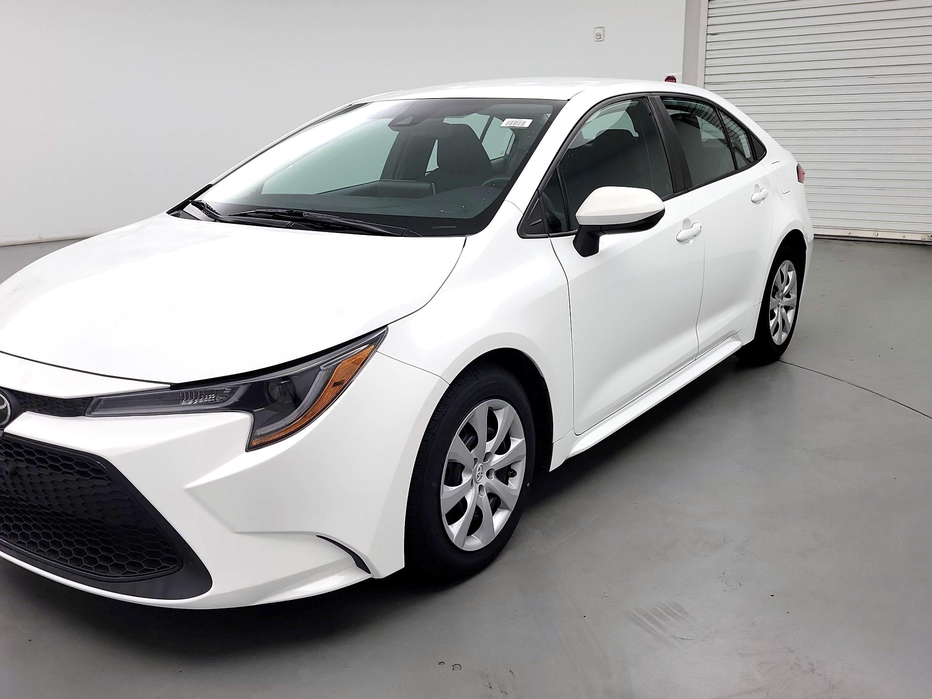 Thumbnail: 2021 Toyota Corolla - 3