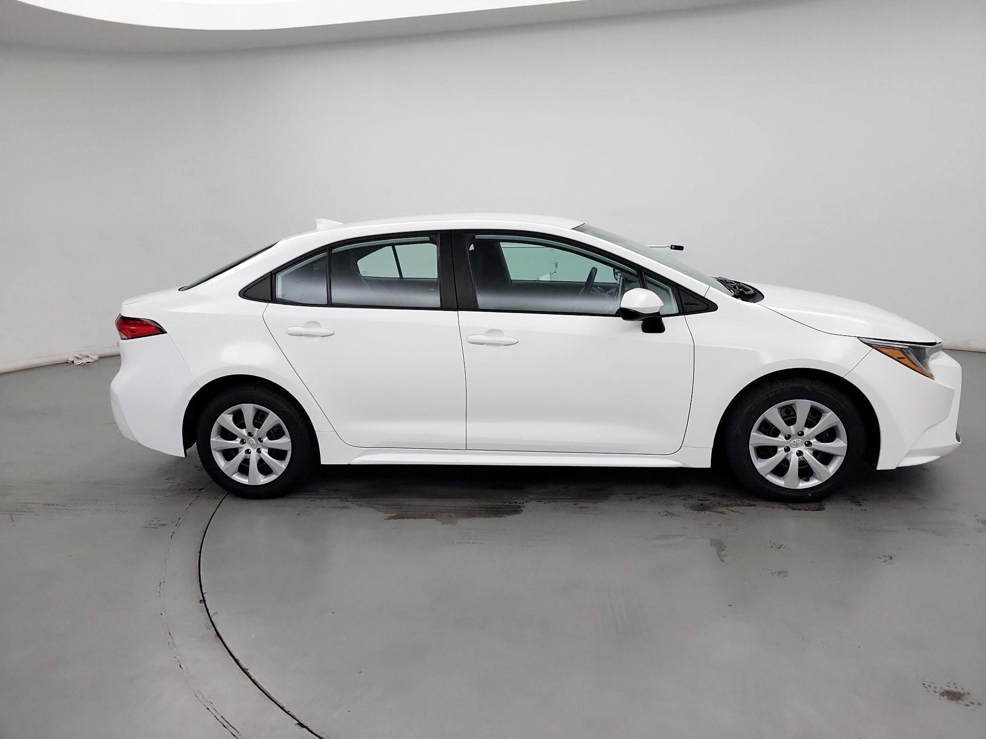 Thumbnail: 2021 Toyota Corolla - 4