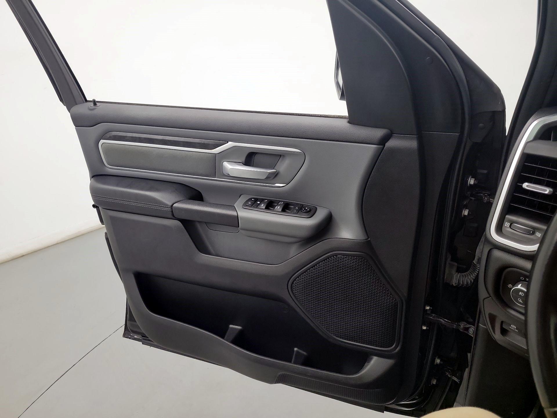 Thumbnail: 2022 RAM 1500 - 10