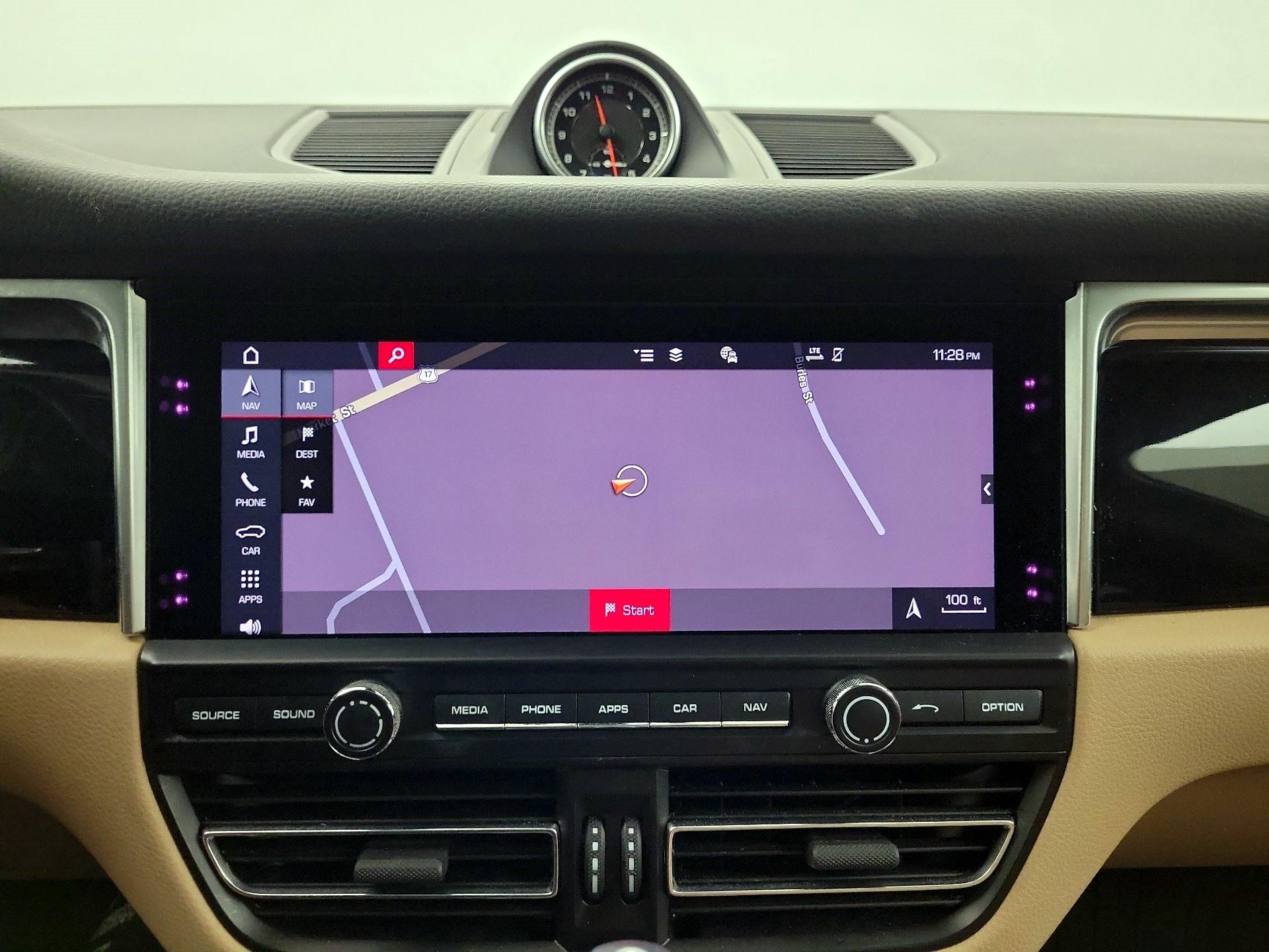 Thumbnail: 2019 Porsche Macan - 12
