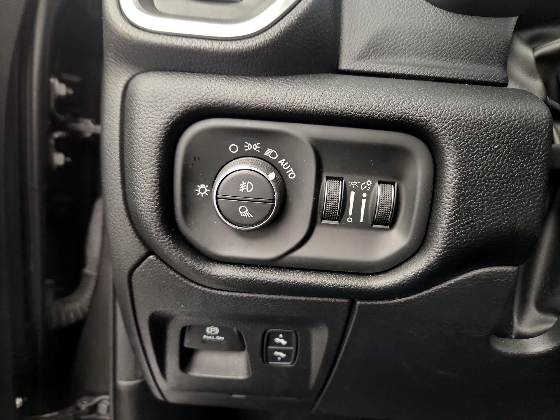 Thumbnail: 2022 RAM 1500 - 11