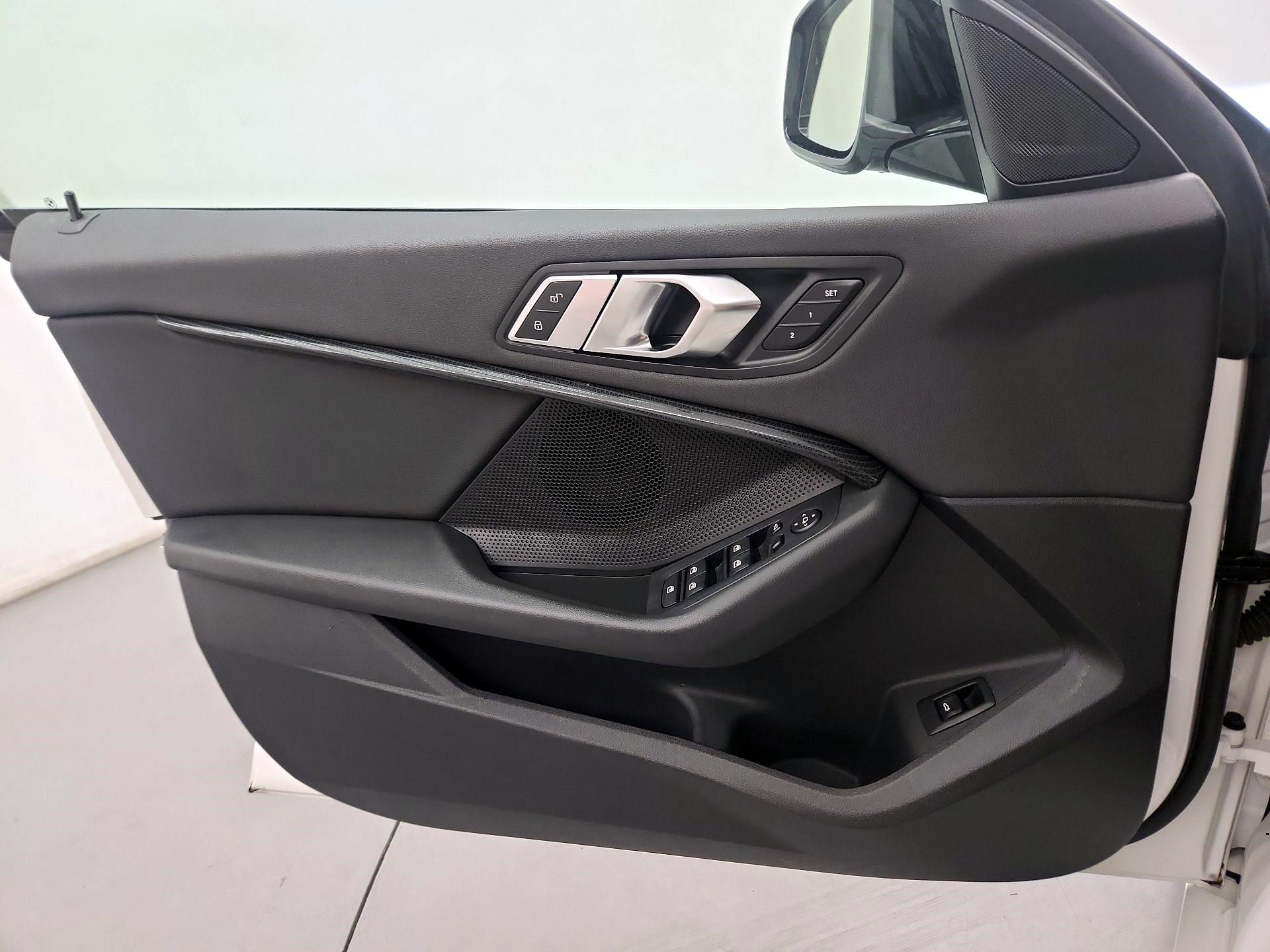 Thumbnail: 2020 BMW 2 Series - 10