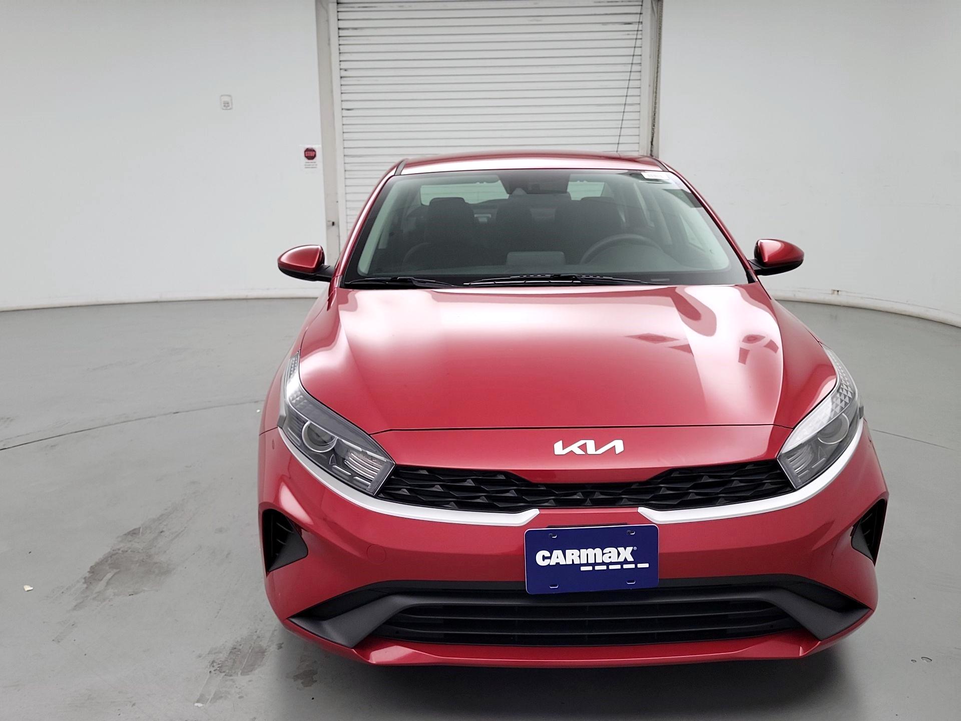 Thumbnail: 2022 Kia Forte - 2