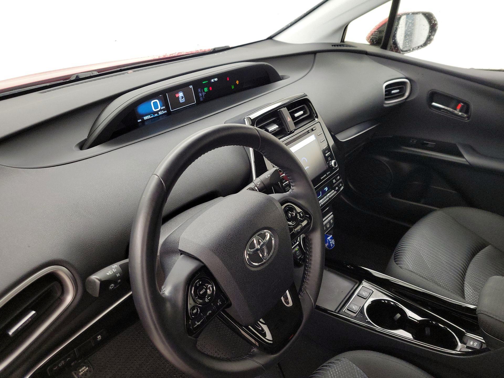 Thumbnail: 2020 Toyota Prius Prime - 9