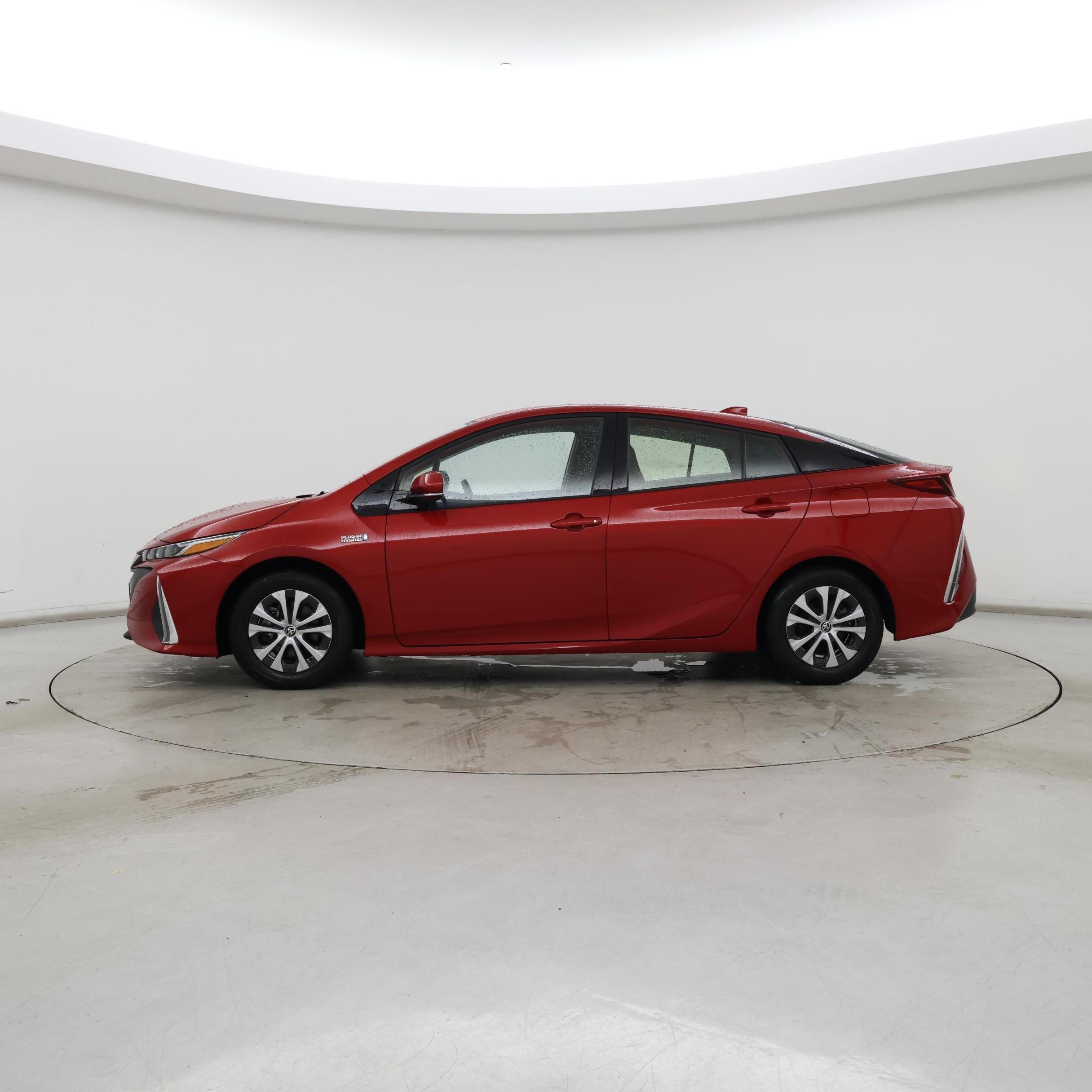 Thumbnail: 2020 Toyota Prius Prime - 3