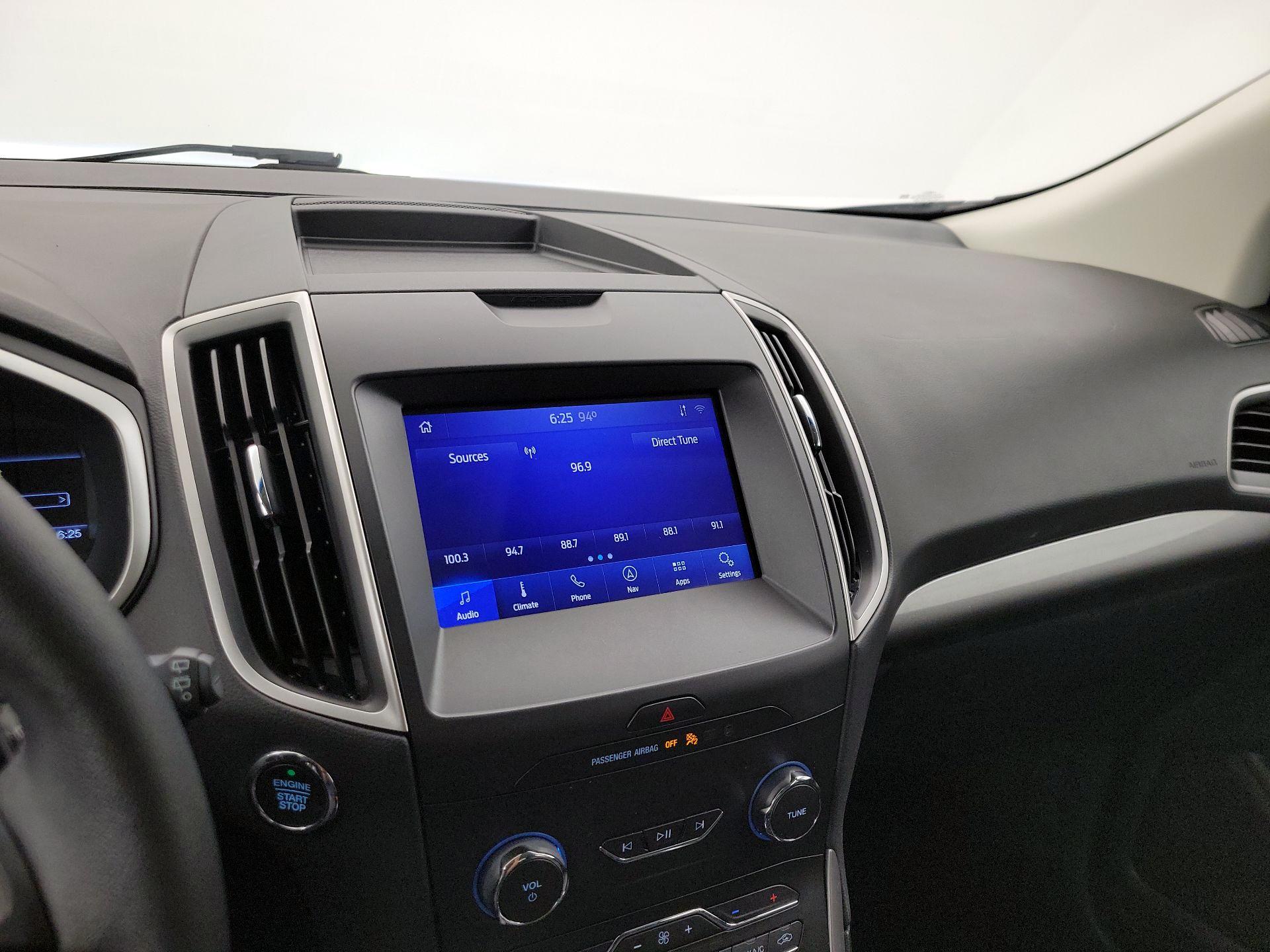Thumbnail: 2020 Ford Edge - 16