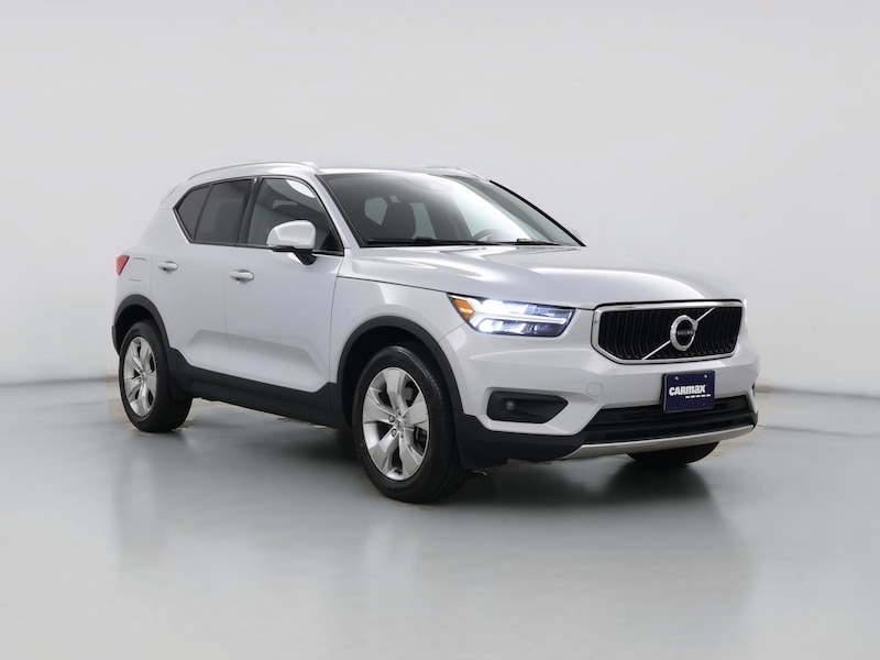 2021 Volvo XC40 T4 Momentum -
                  Fredericksburg, VA