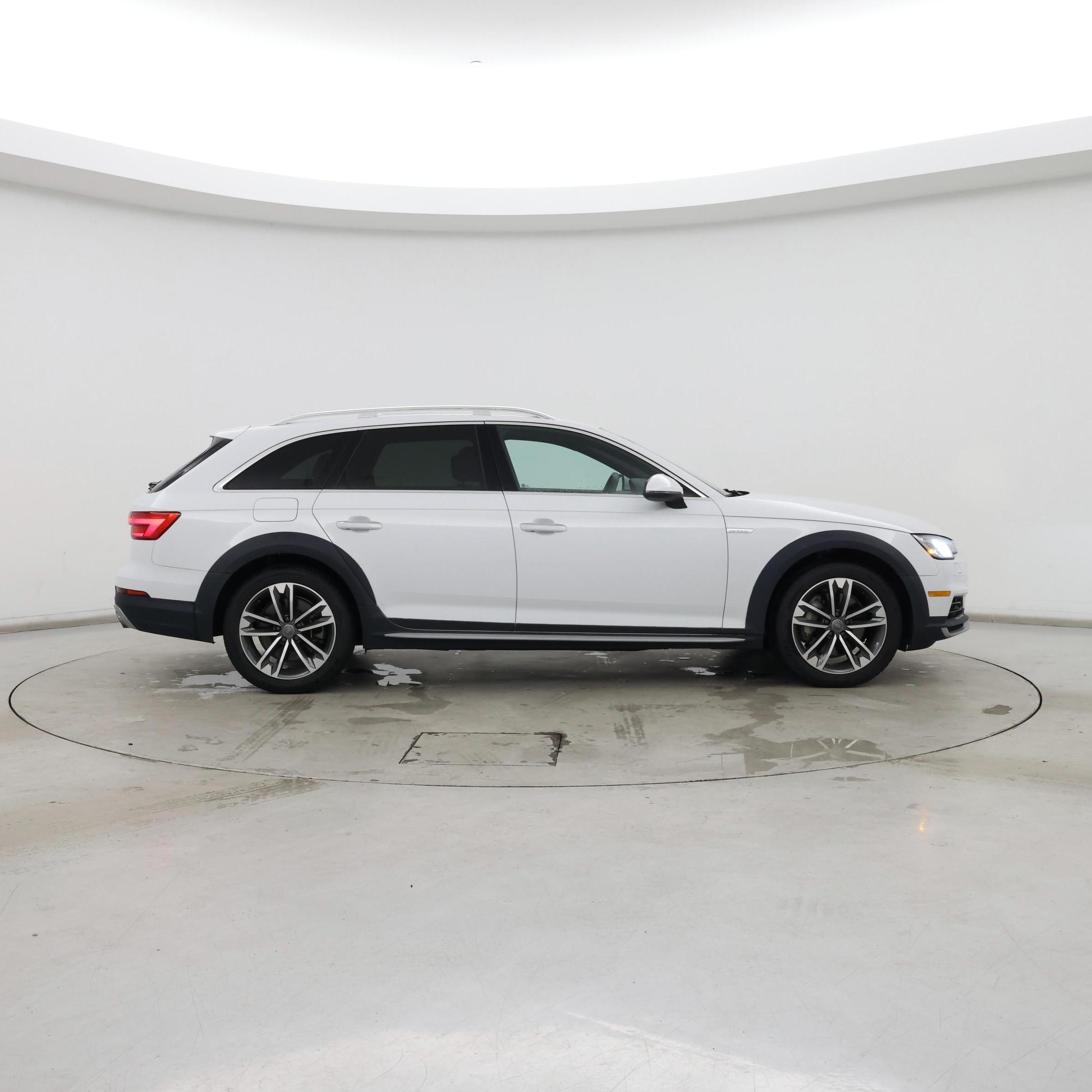 Thumbnail: 2017 Audi Allroad - 7