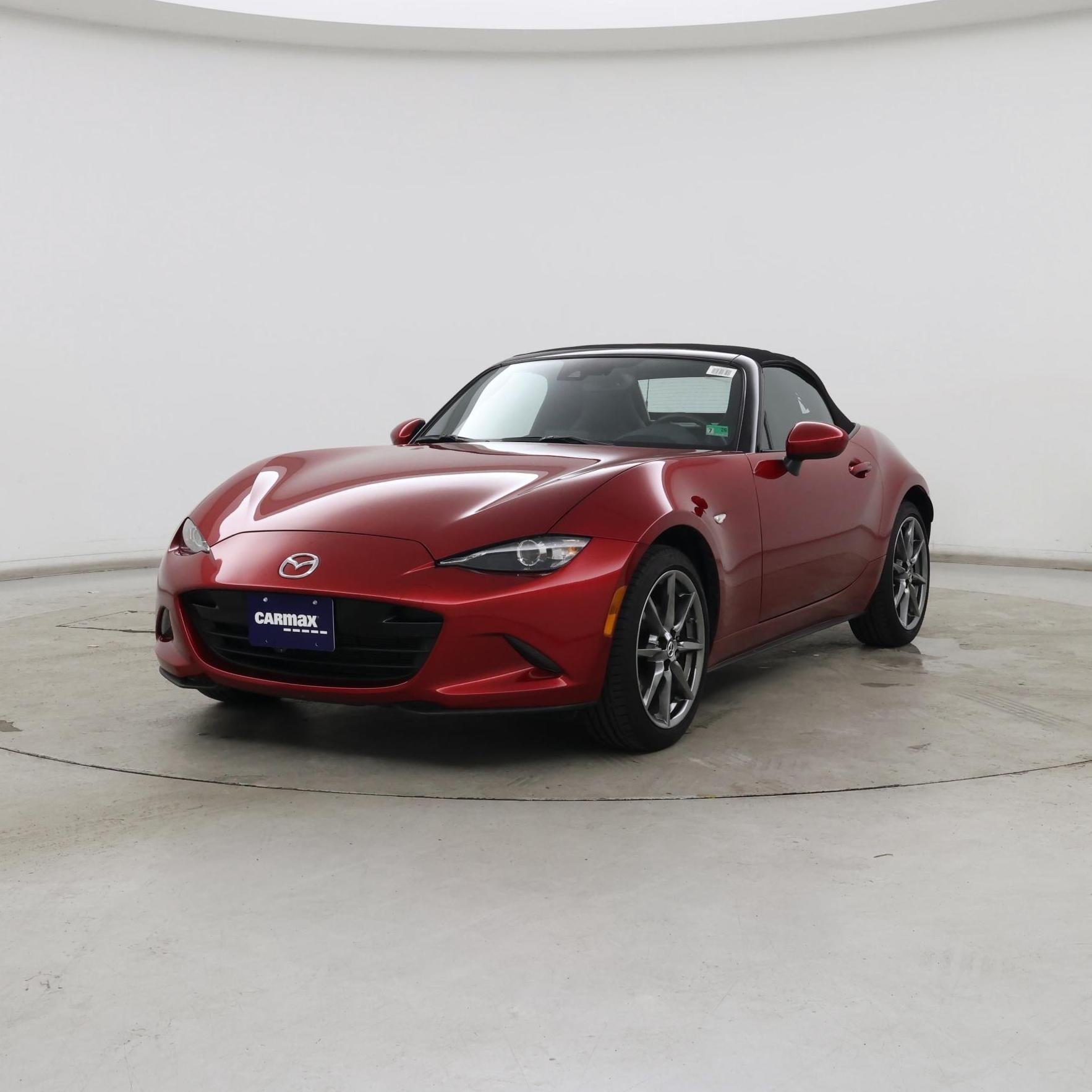 Thumbnail: 2020 Mazda MX-5 Miata - 4