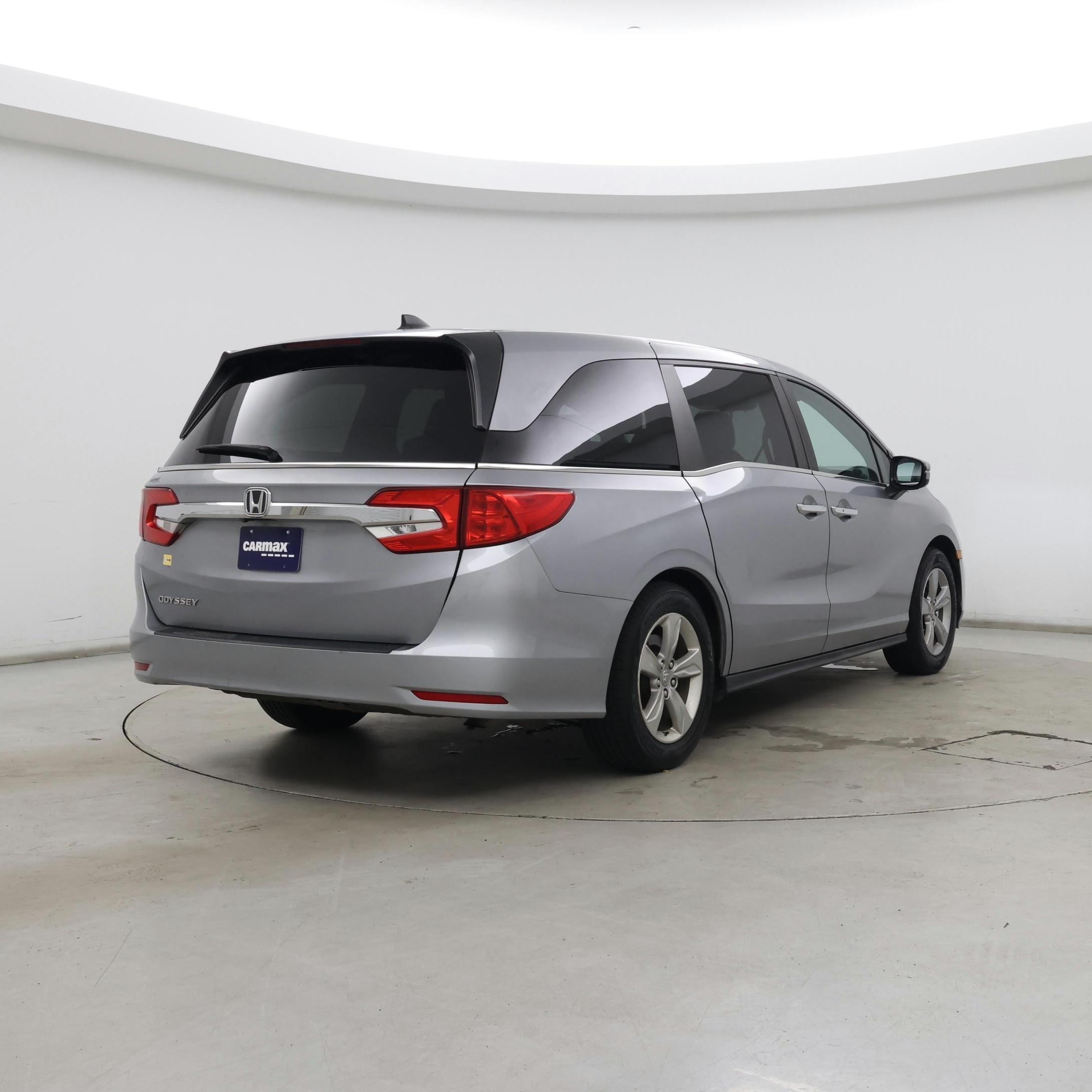 Thumbnail: 2019 Honda Odyssey - 8