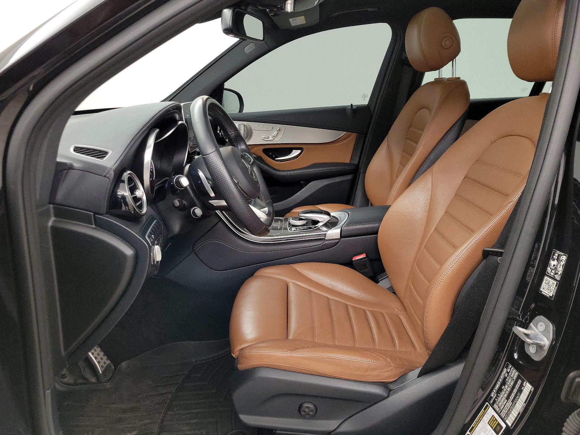 Thumbnail: 2019 Mercedes-Benz GLC - 11