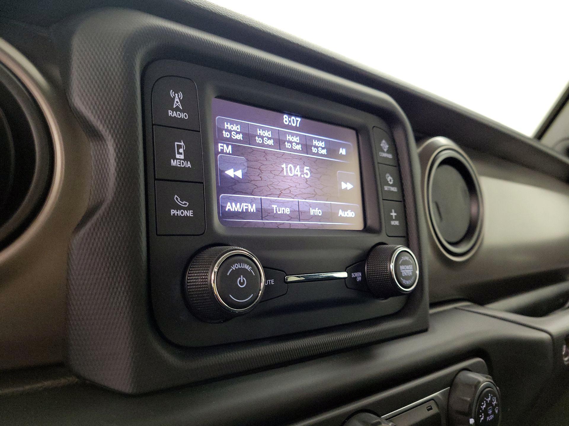 Thumbnail: 2020 Jeep Wrangler - 15