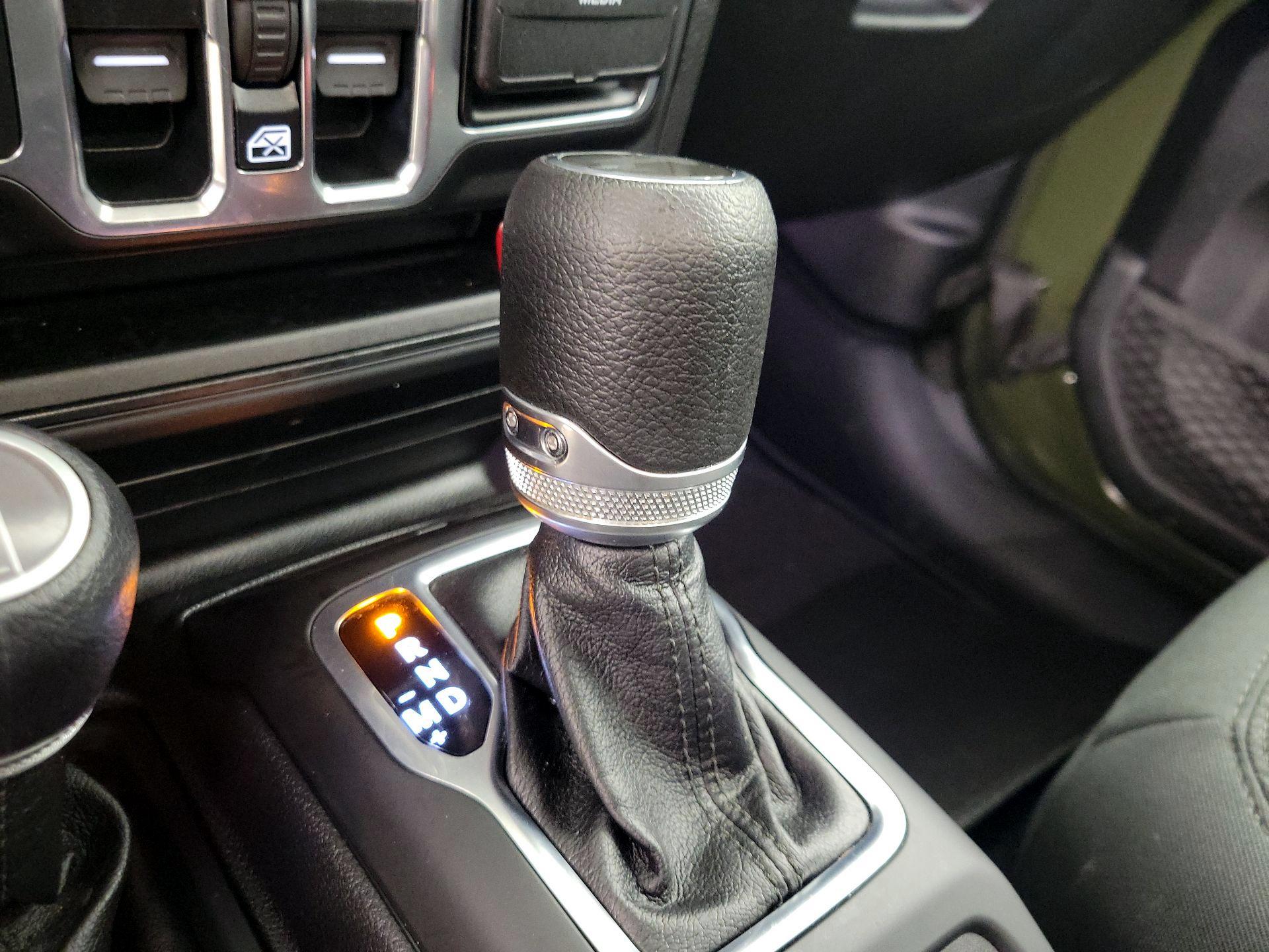 Thumbnail: 2020 Jeep Wrangler - 17
