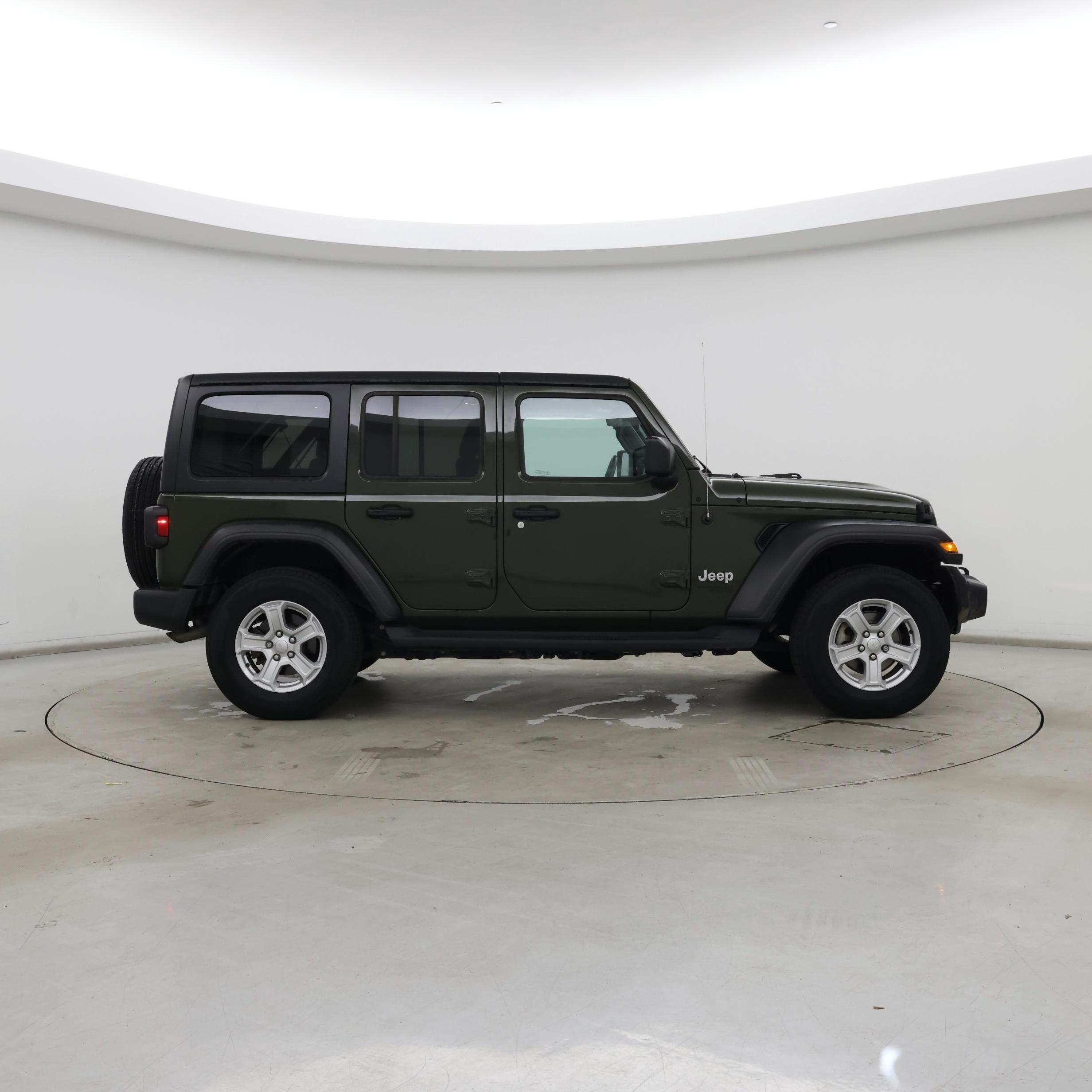 Thumbnail: 2020 Jeep Wrangler - 7