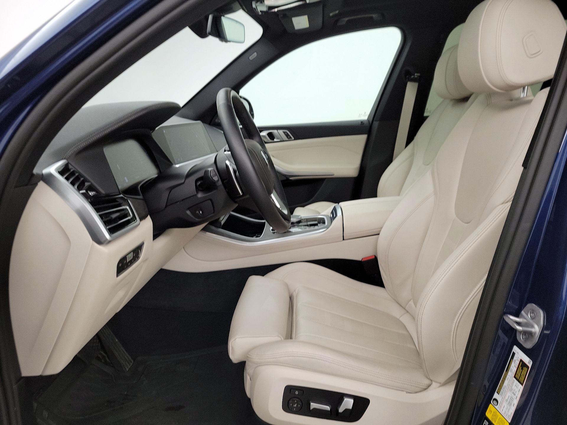 Thumbnail: 2021 BMW X5 - 11
