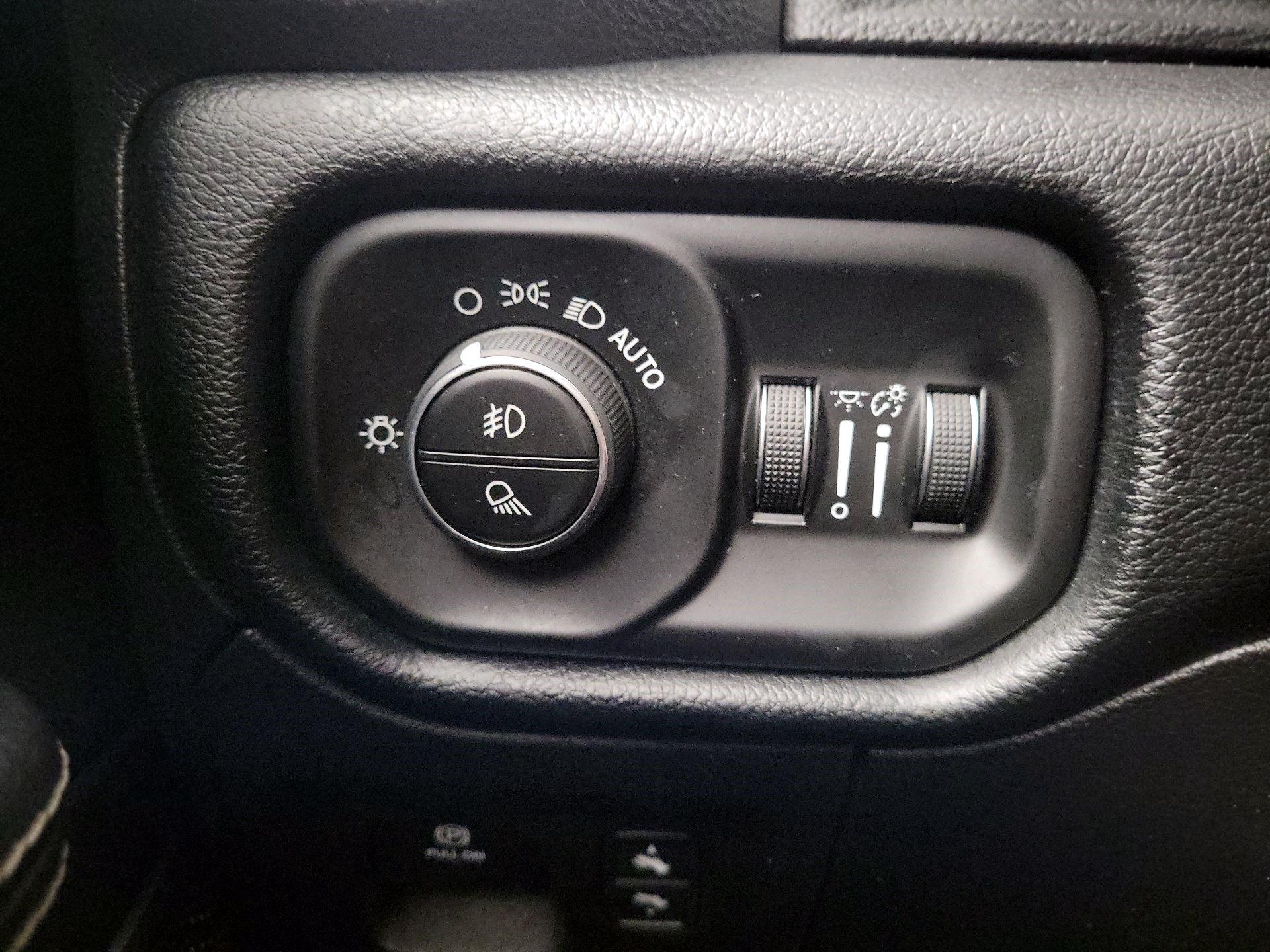 Thumbnail: 2021 RAM 1500 - 11