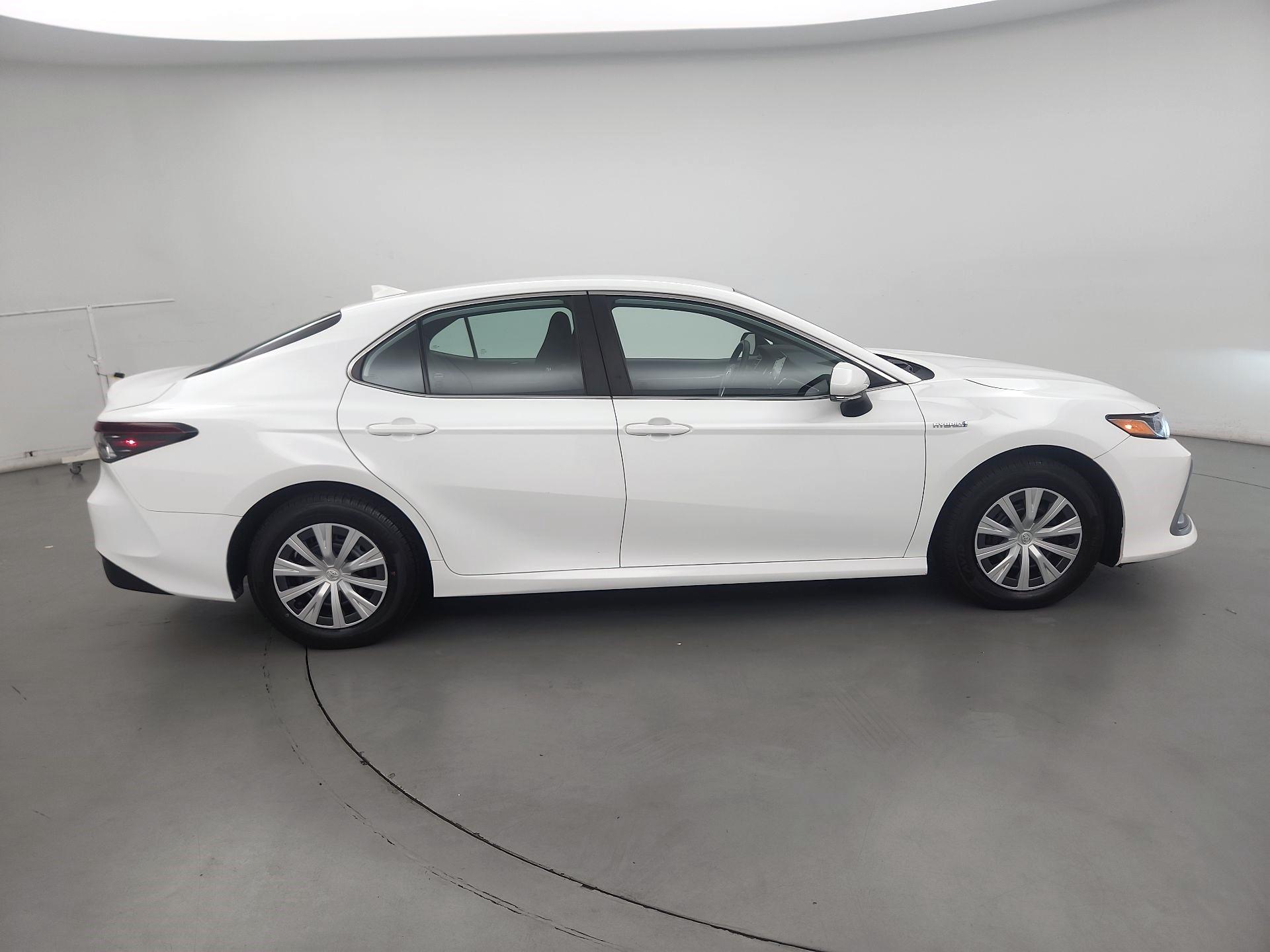 Thumbnail: 2021 Toyota Camry - 4