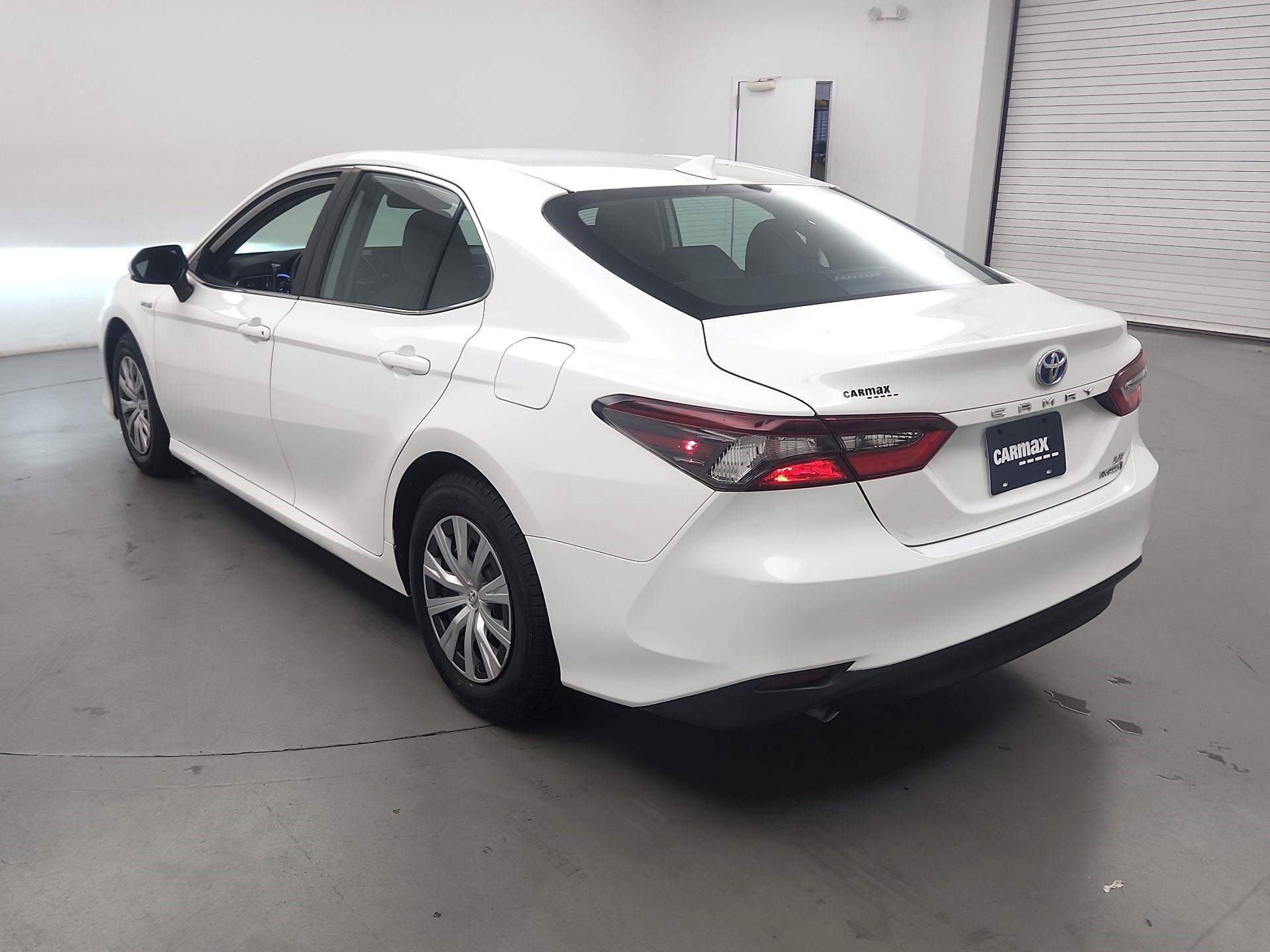Thumbnail: 2021 Toyota Camry - 7