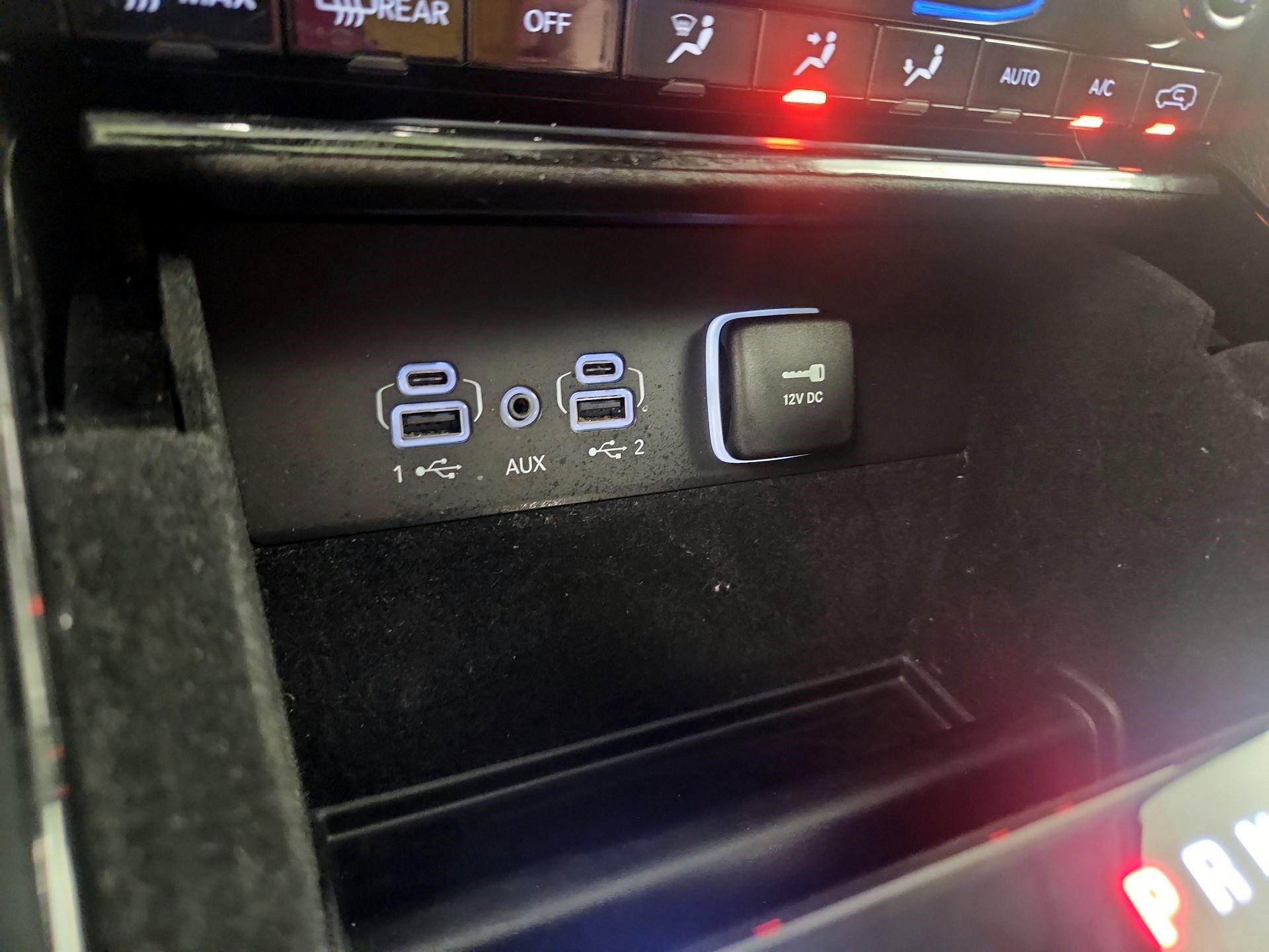 Thumbnail: 2021 Jeep Grand Cherokee L - 17