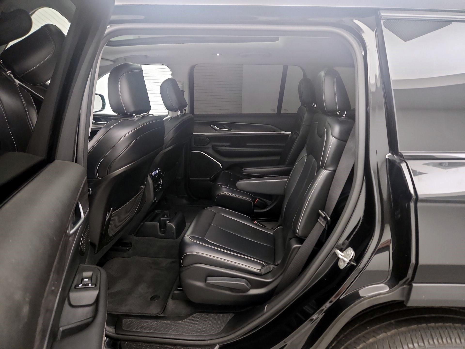 Thumbnail: 2021 Jeep Grand Cherokee L - 19