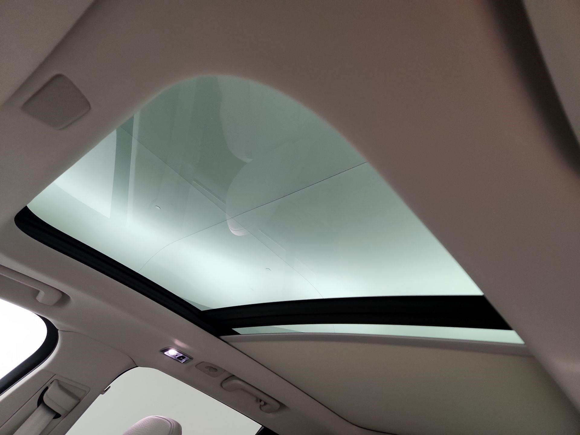 Thumbnail: 2022 Volvo XC90 - 18