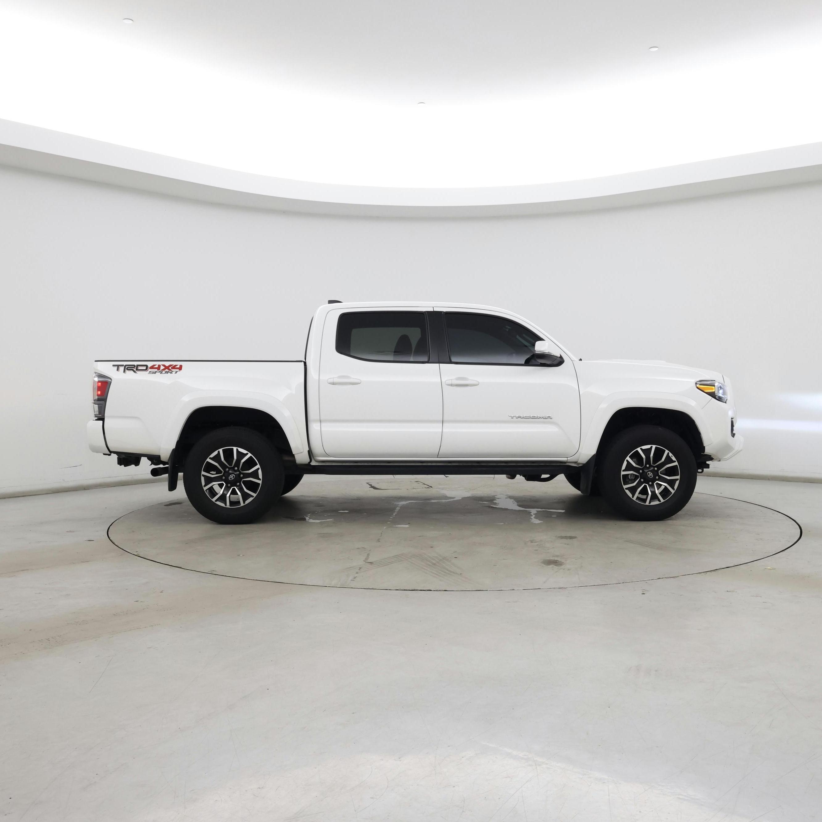 Thumbnail: 2023 Toyota Tacoma - 7