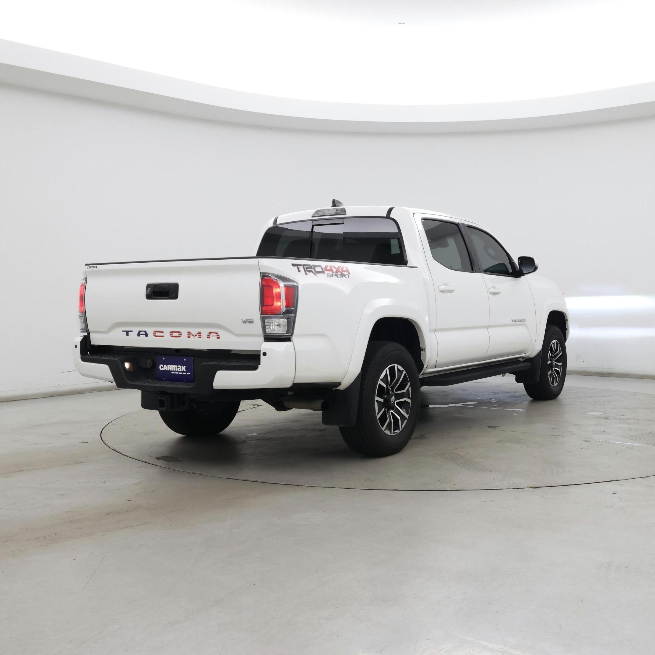 Thumbnail: 2023 Toyota Tacoma - 8