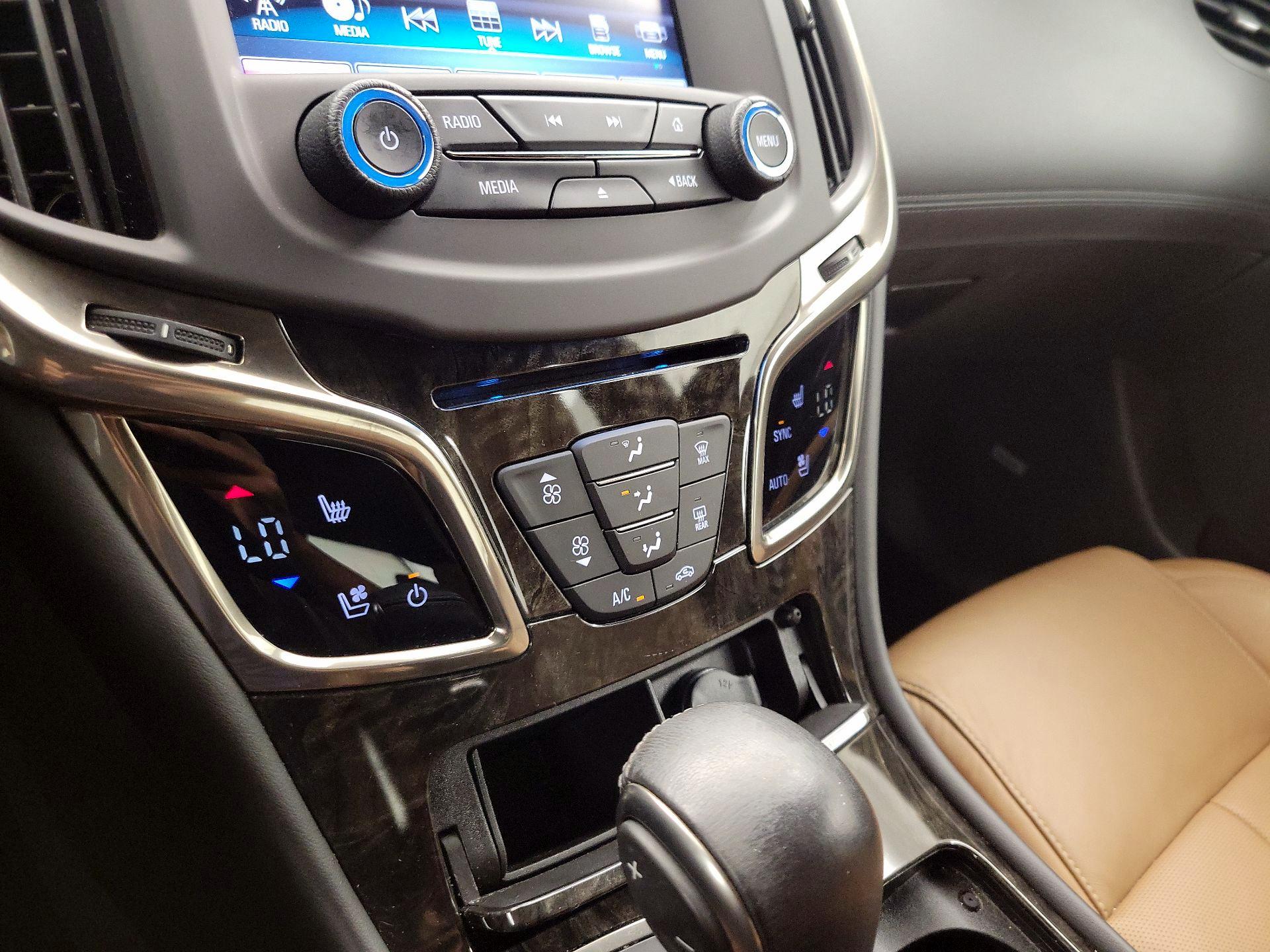 Thumbnail: 2016 Buick LaCrosse - 17