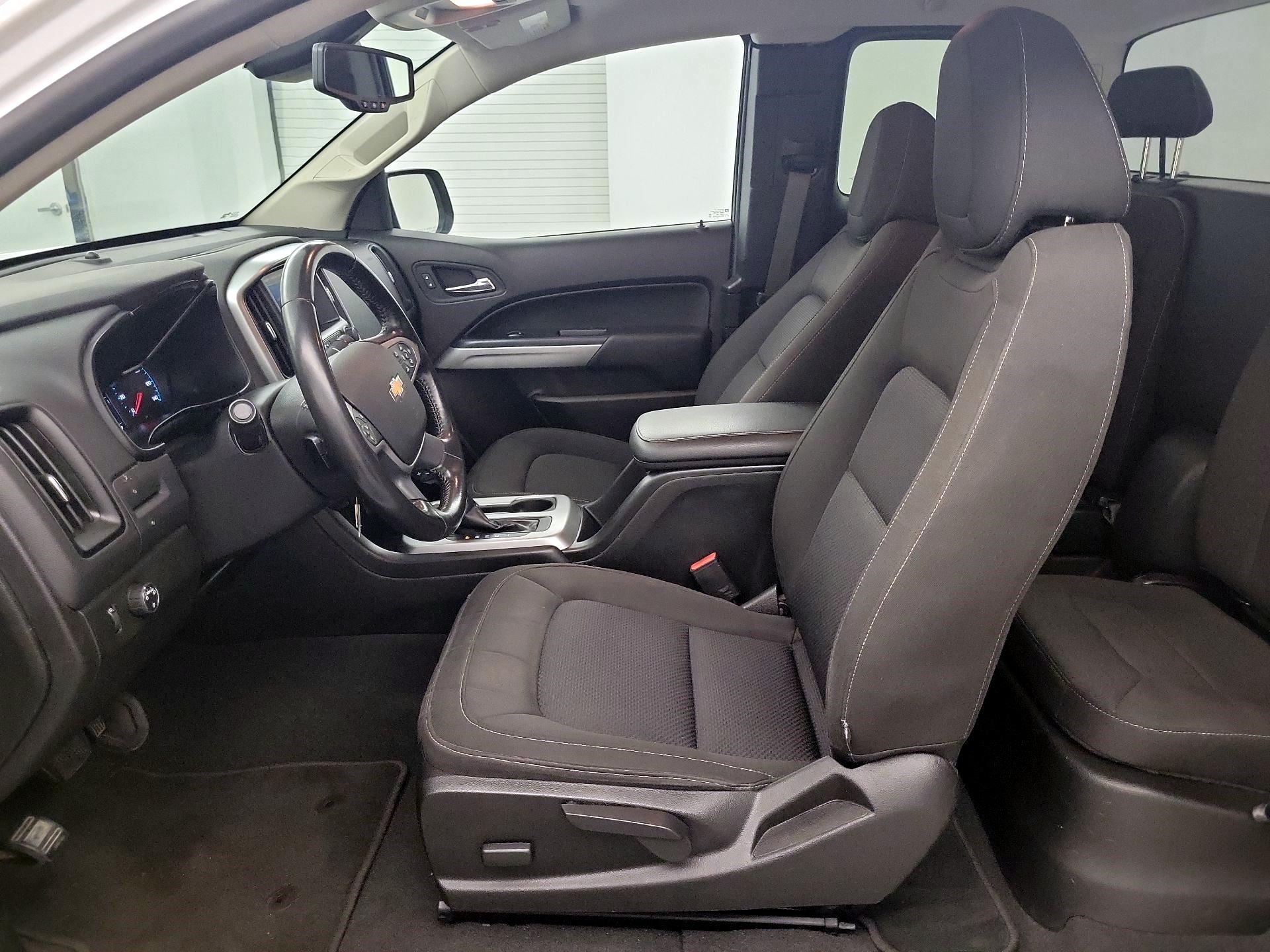 Thumbnail: 2021 Chevrolet Colorado - 9