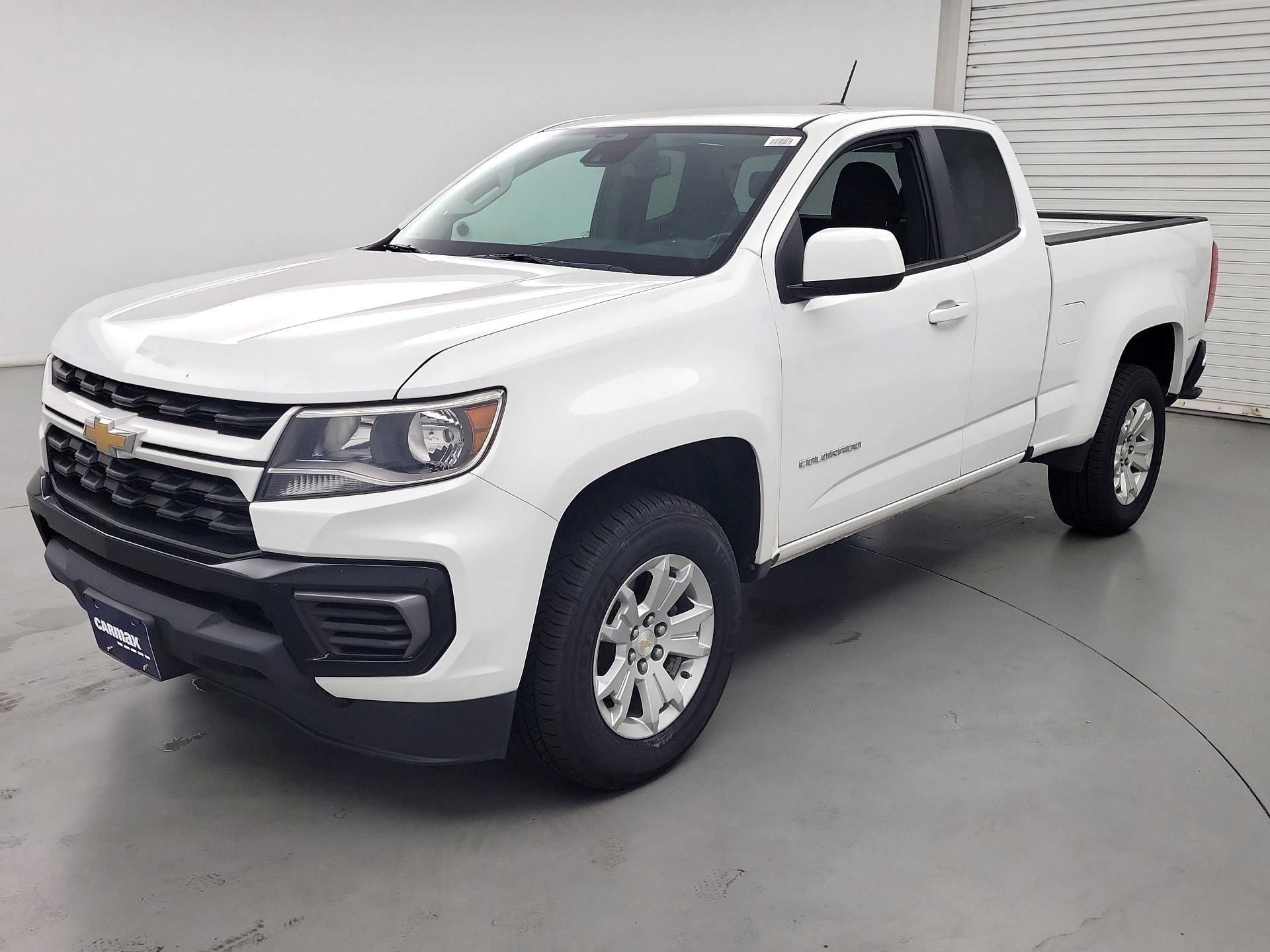 Thumbnail: 2021 Chevrolet Colorado - 3