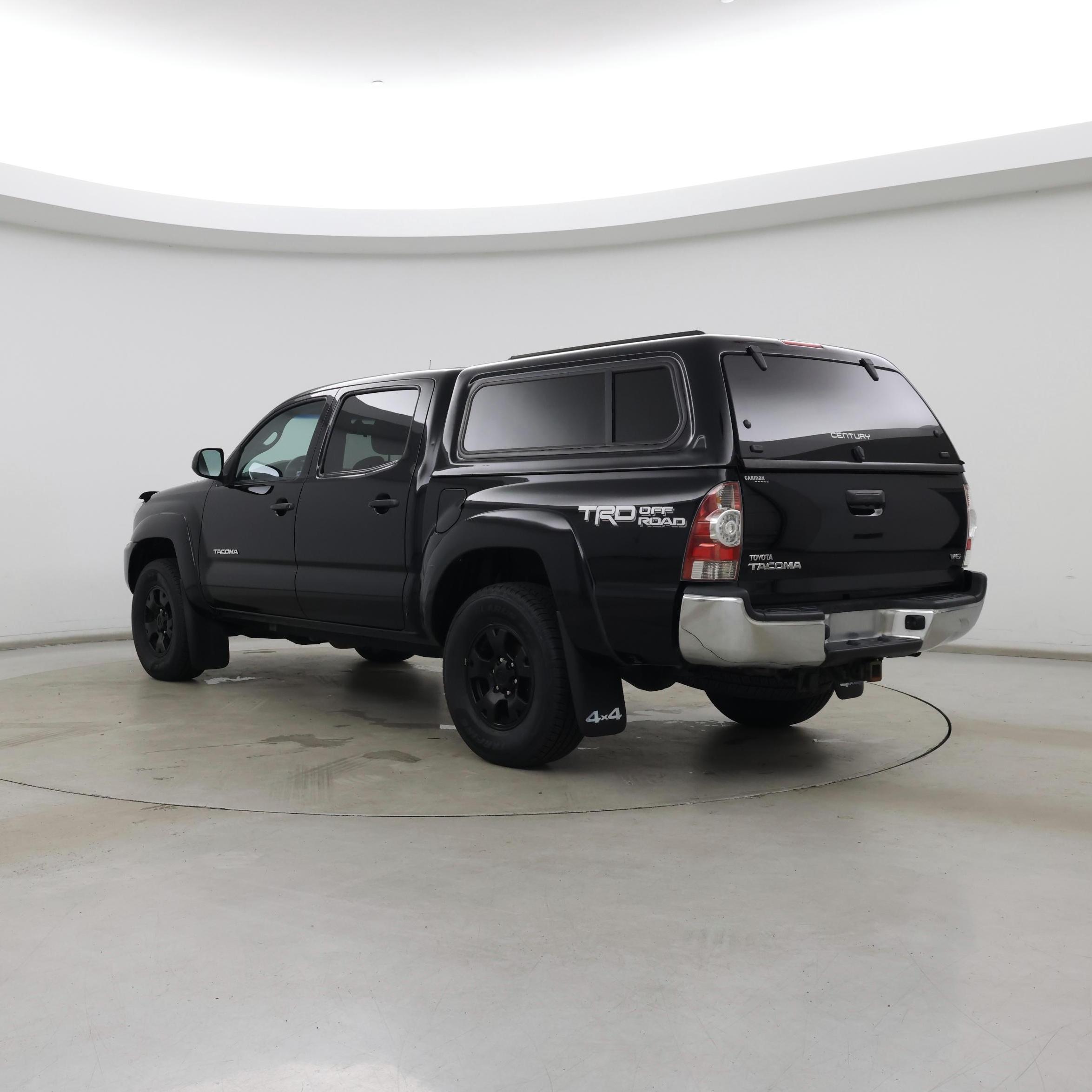 Thumbnail: 2015 Toyota Tacoma - 2