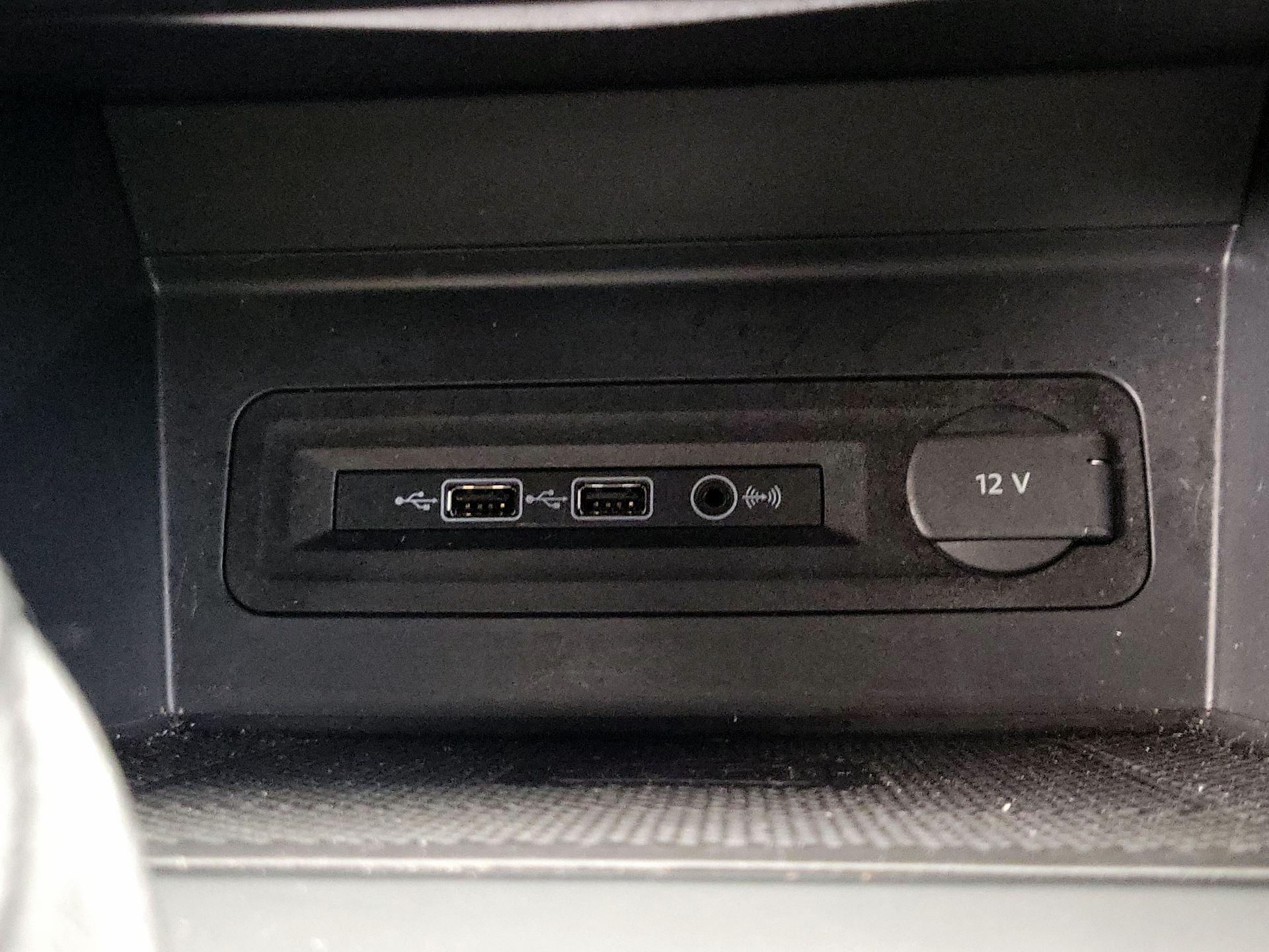 Thumbnail: 2020 Volkswagen Atlas - 18