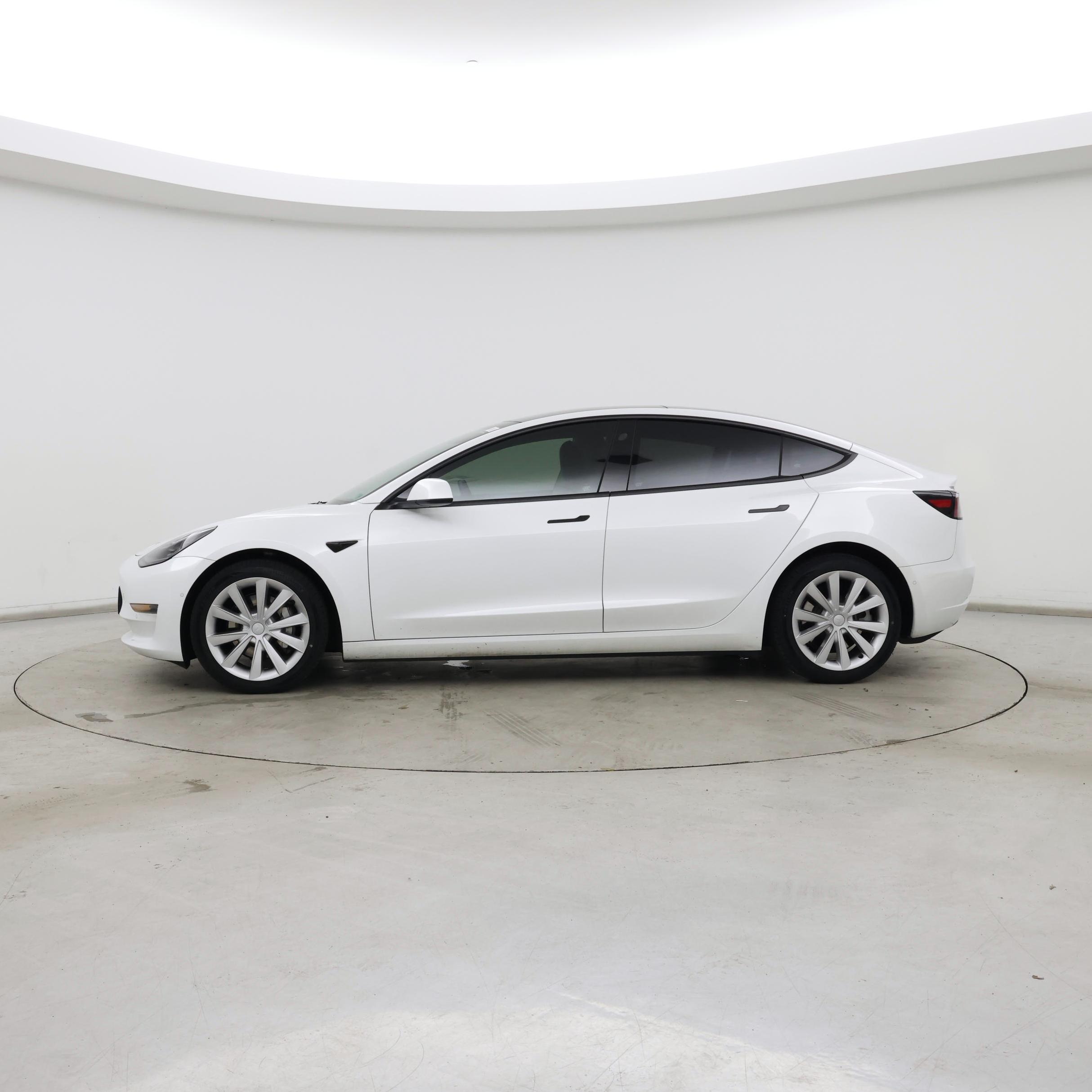 Thumbnail: 2022 Tesla Model 3 - 3