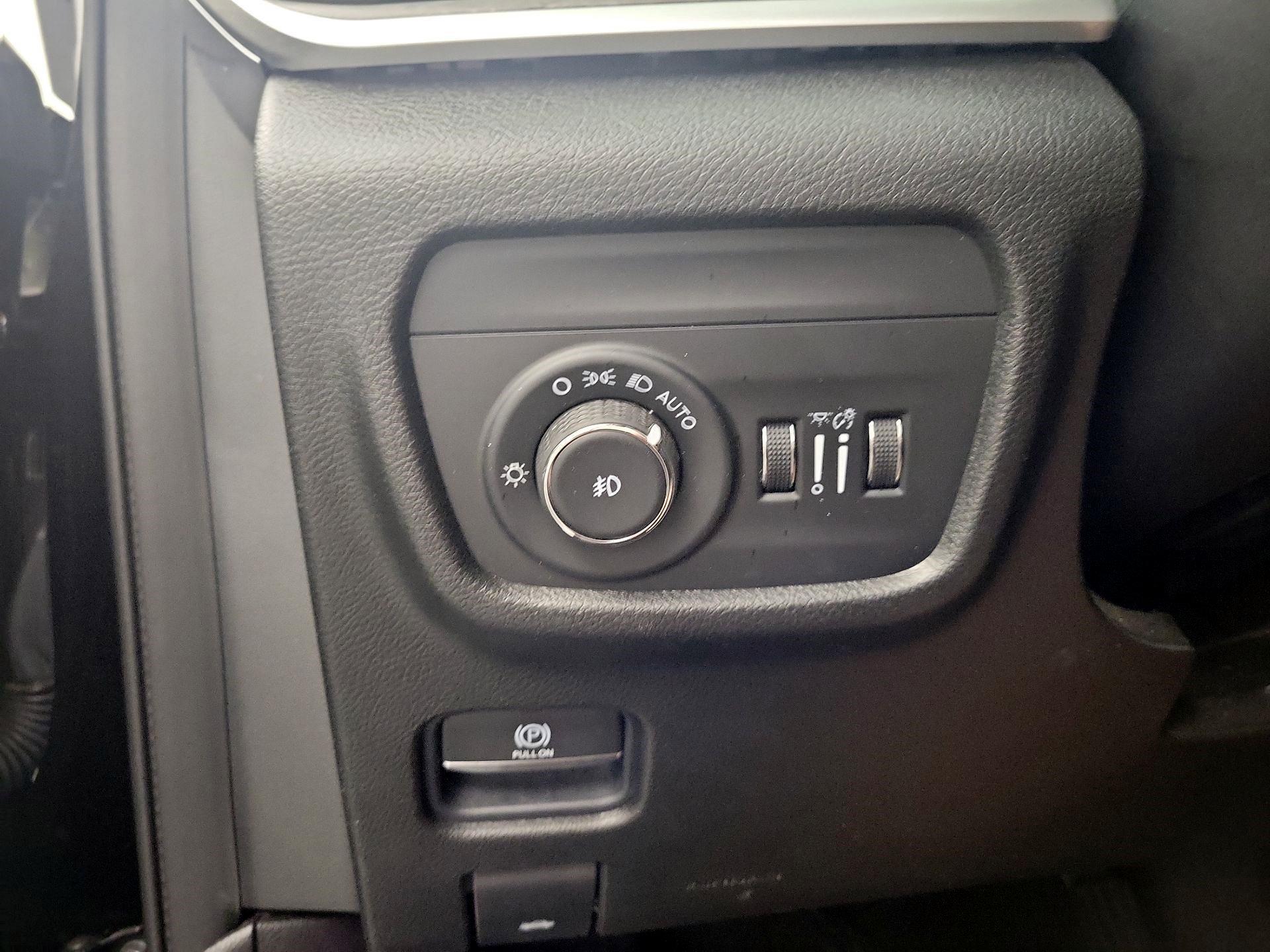 Thumbnail: 2021 Jeep Grand Cherokee L - 11