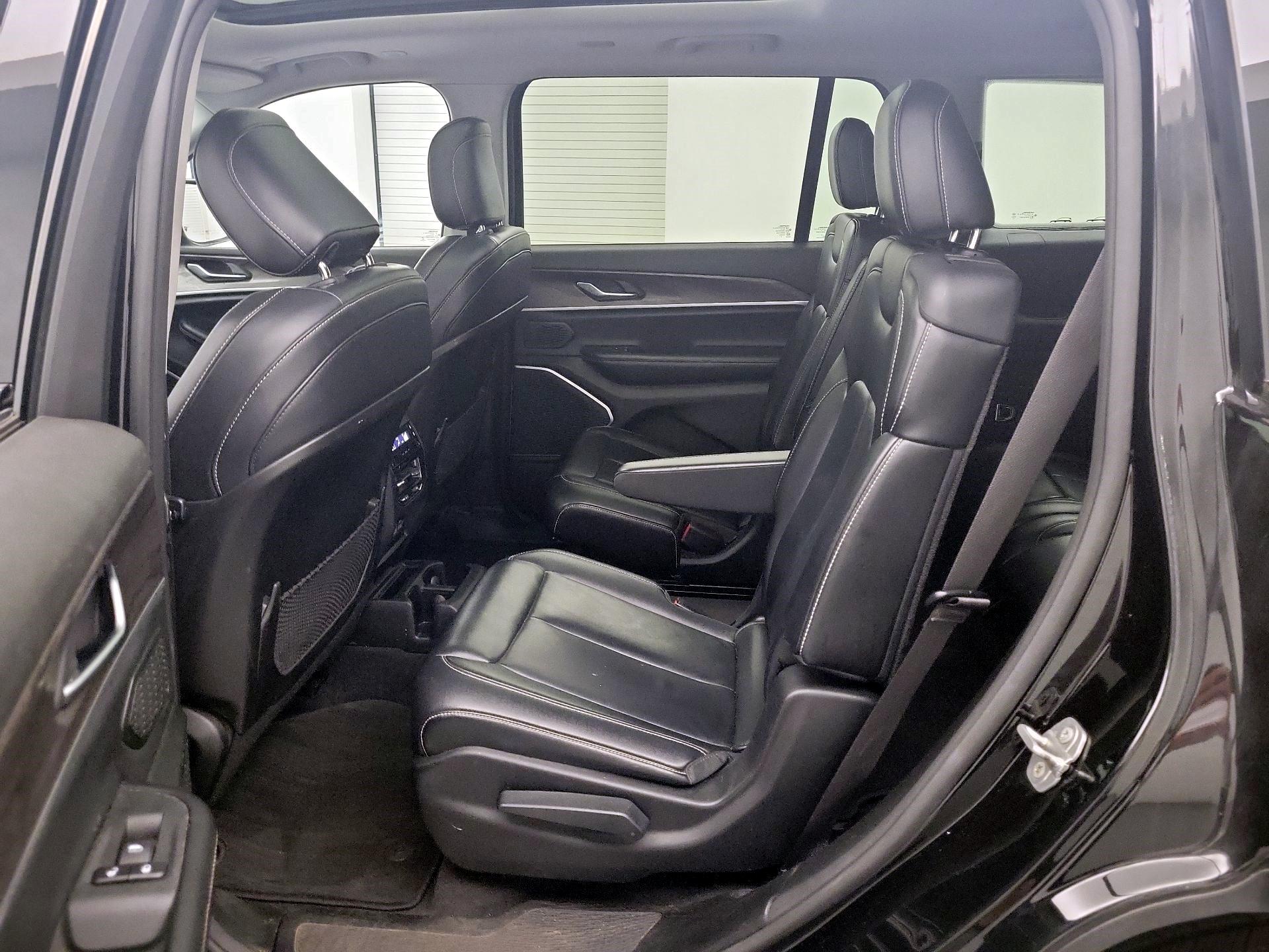 Thumbnail: 2021 Jeep Grand Cherokee L - 19