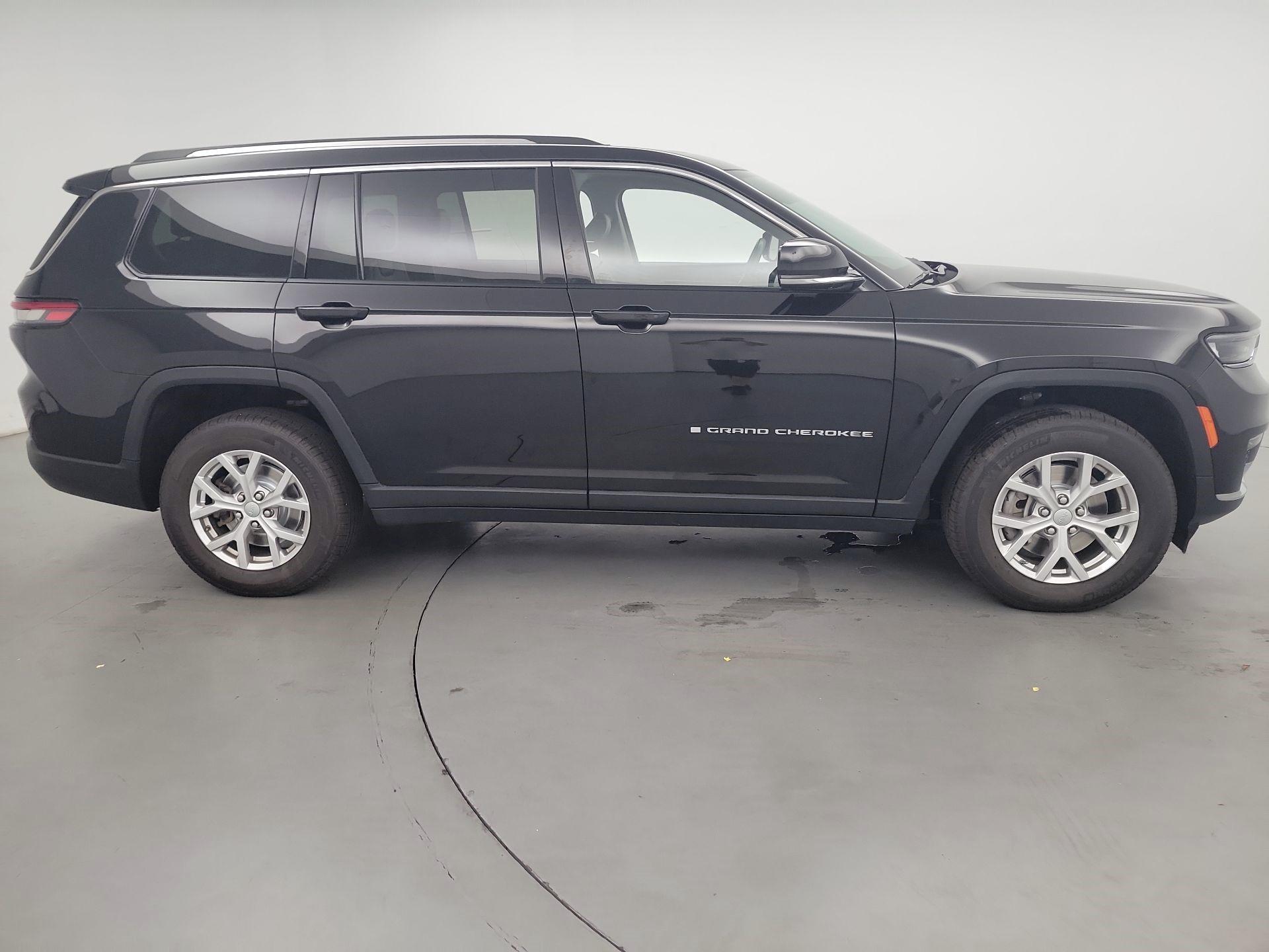 Thumbnail: 2021 Jeep Grand Cherokee L - 4