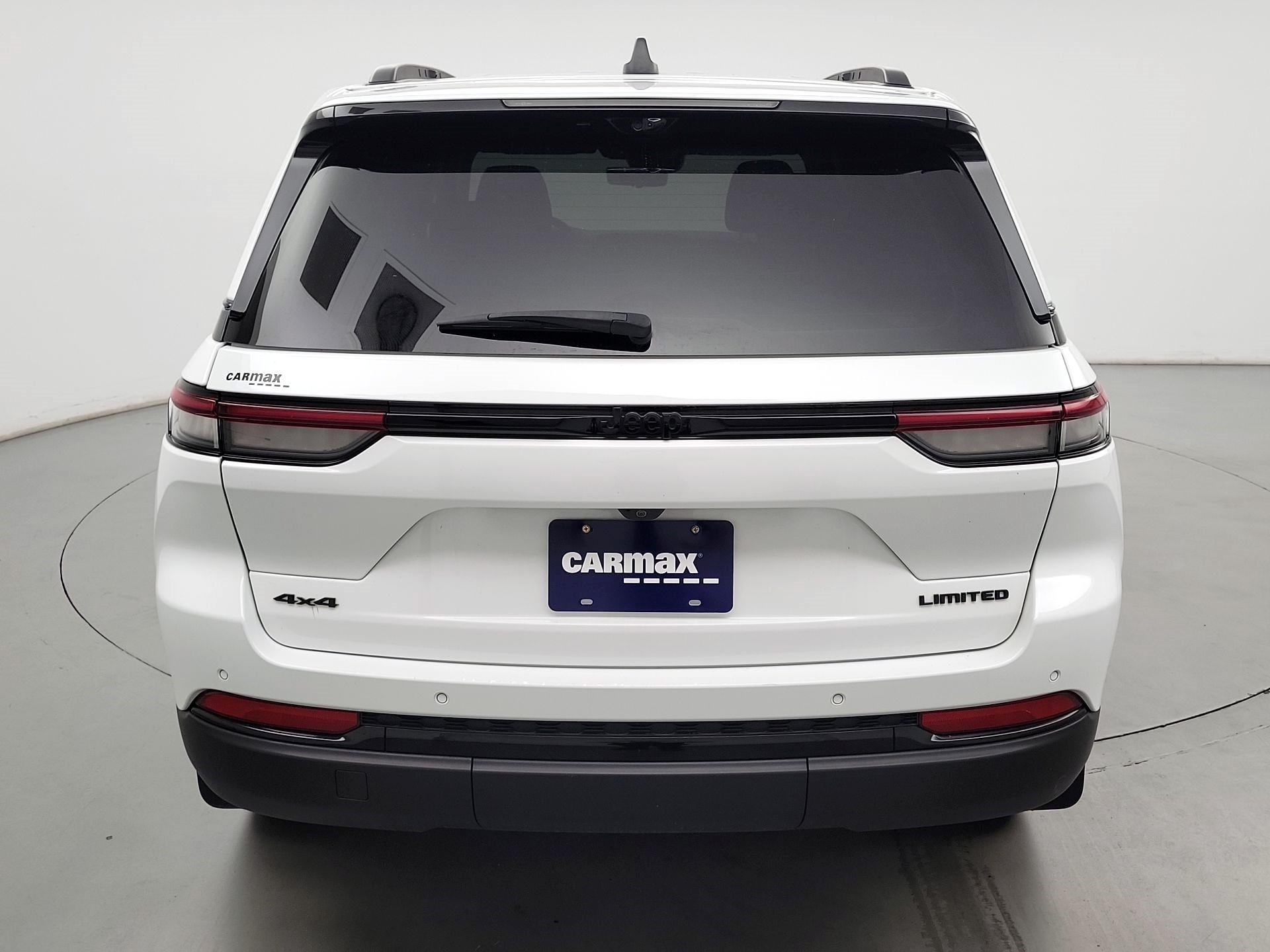 Thumbnail: 2023 Jeep Grand Cherokee - 6
