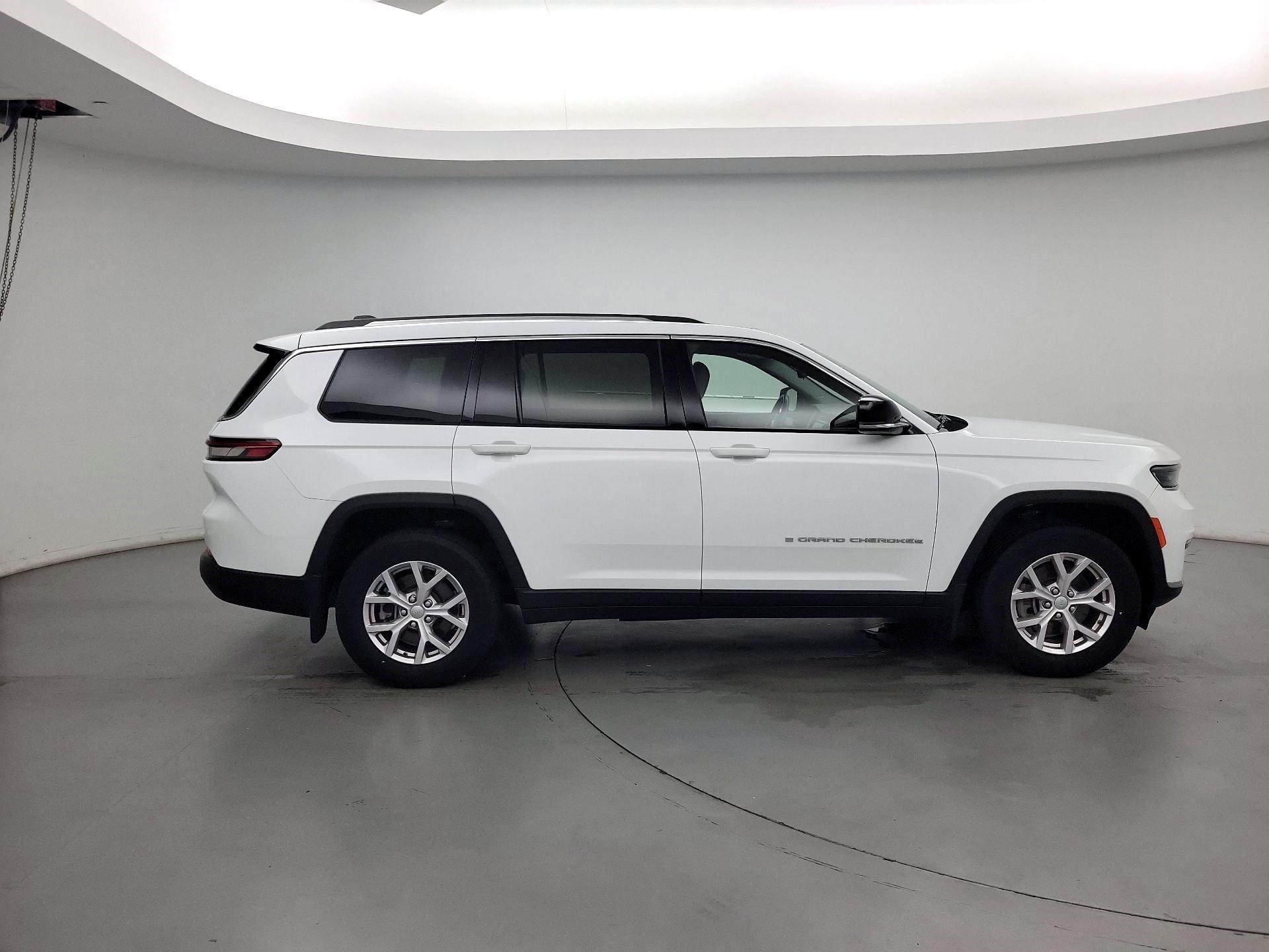 Thumbnail: 2021 Jeep Grand Cherokee L - 4