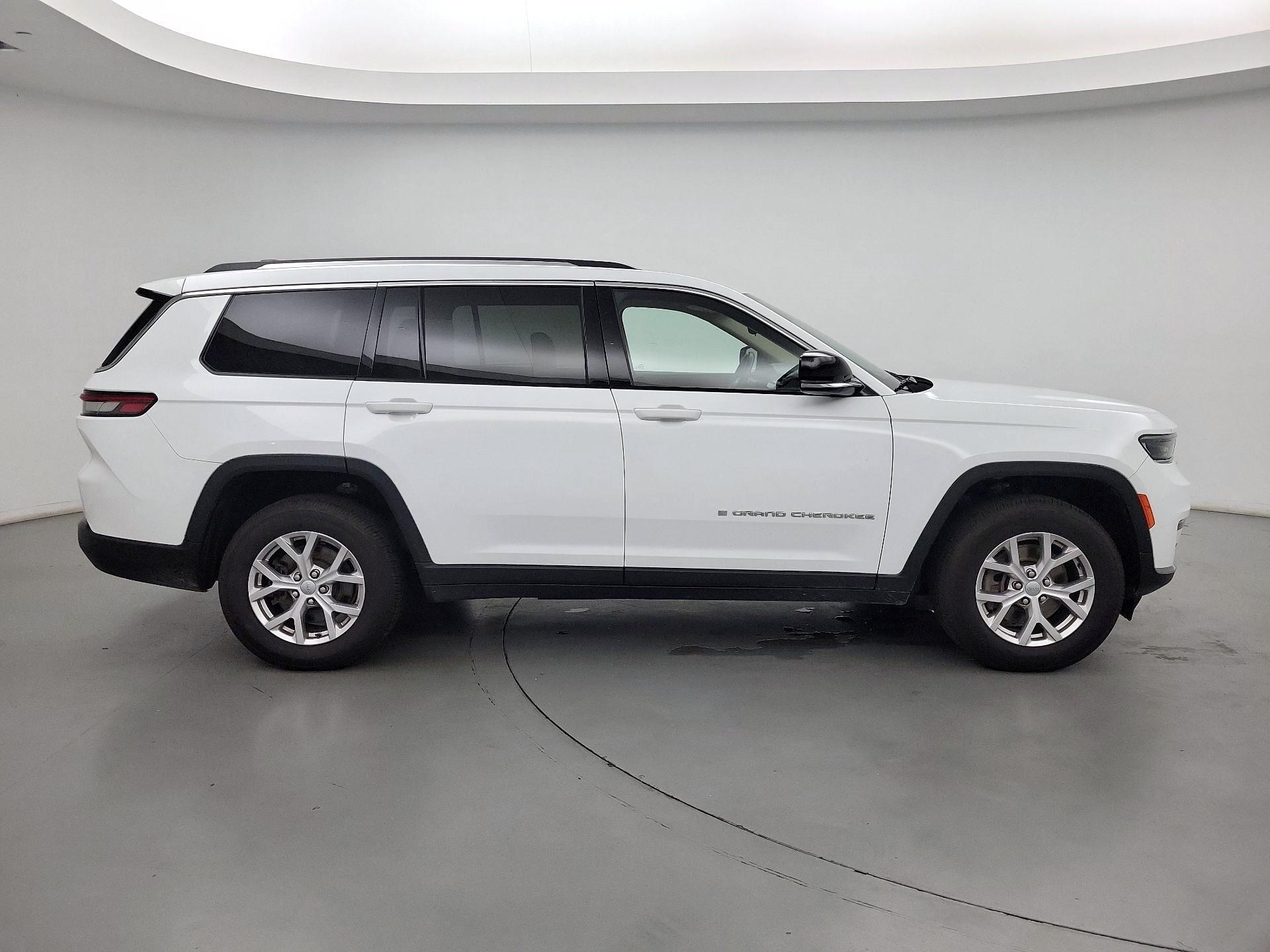 Thumbnail: 2021 Jeep Grand Cherokee L - 4