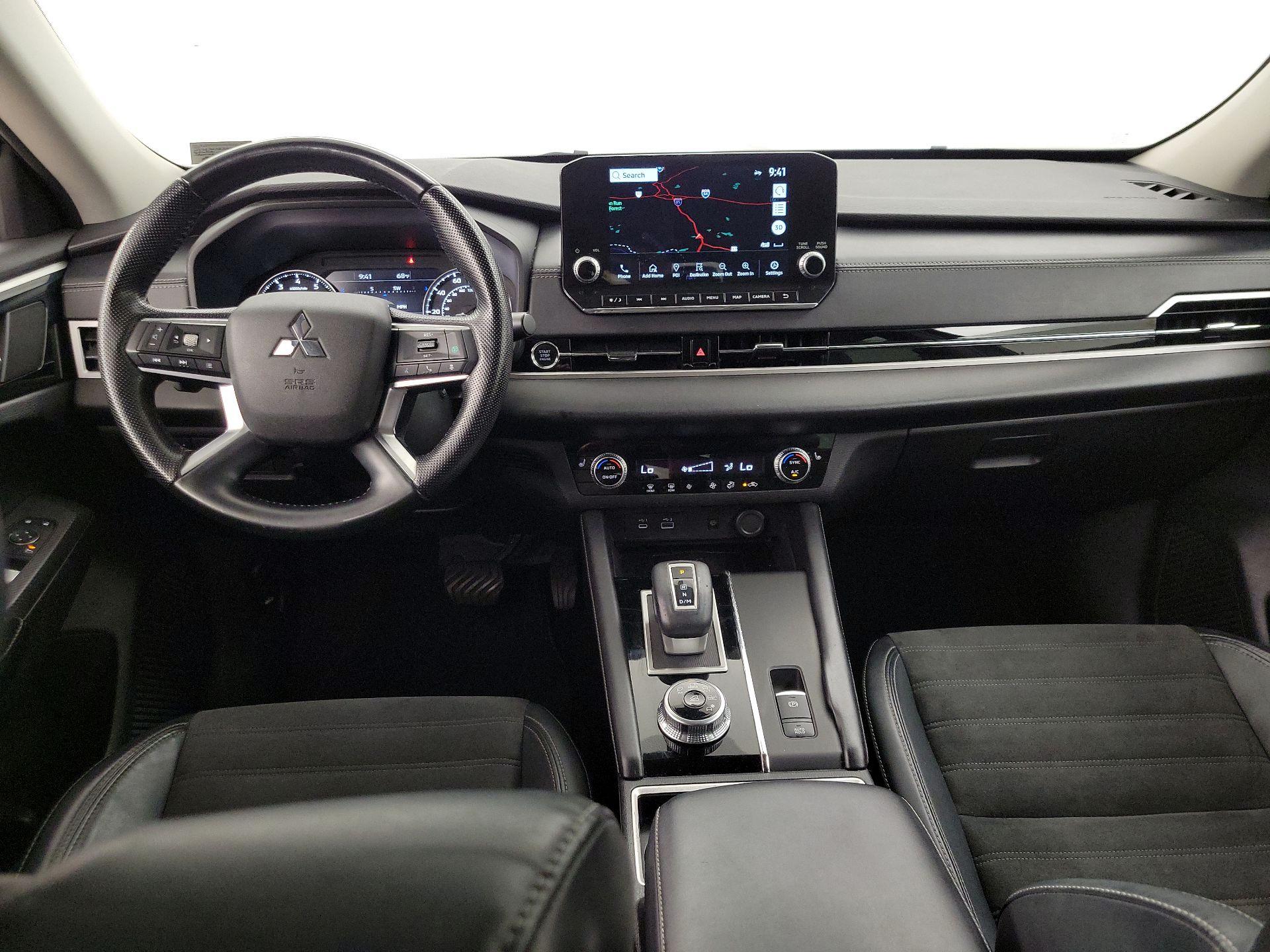 Thumbnail: 2022 Mitsubishi Outlander - 9