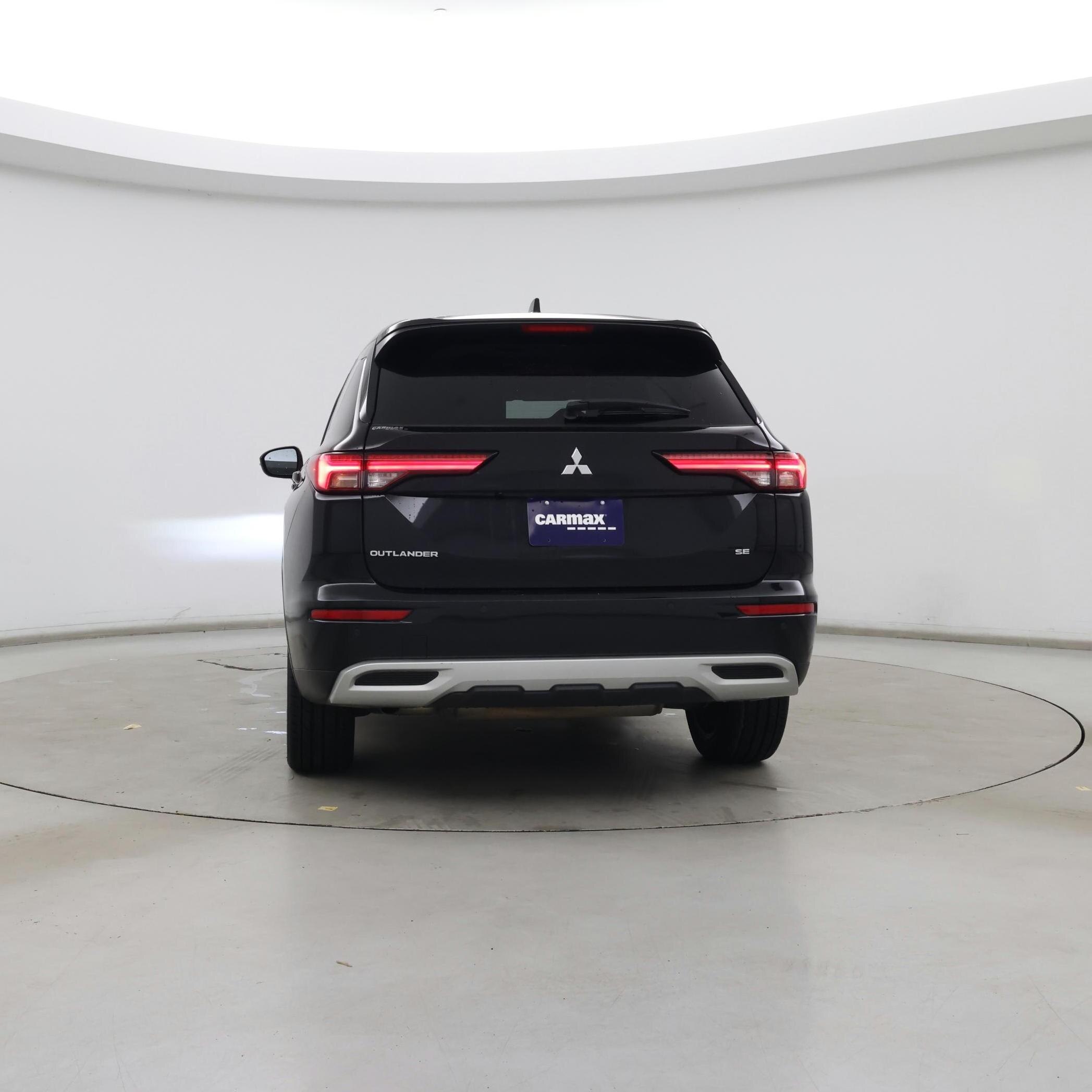 Thumbnail: 2022 Mitsubishi Outlander - 6