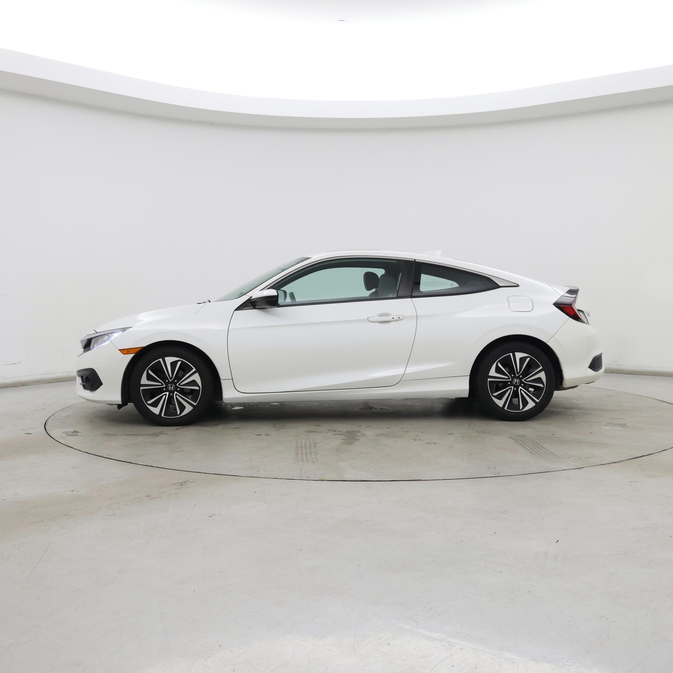 Thumbnail: 2017 Honda Civic - 3