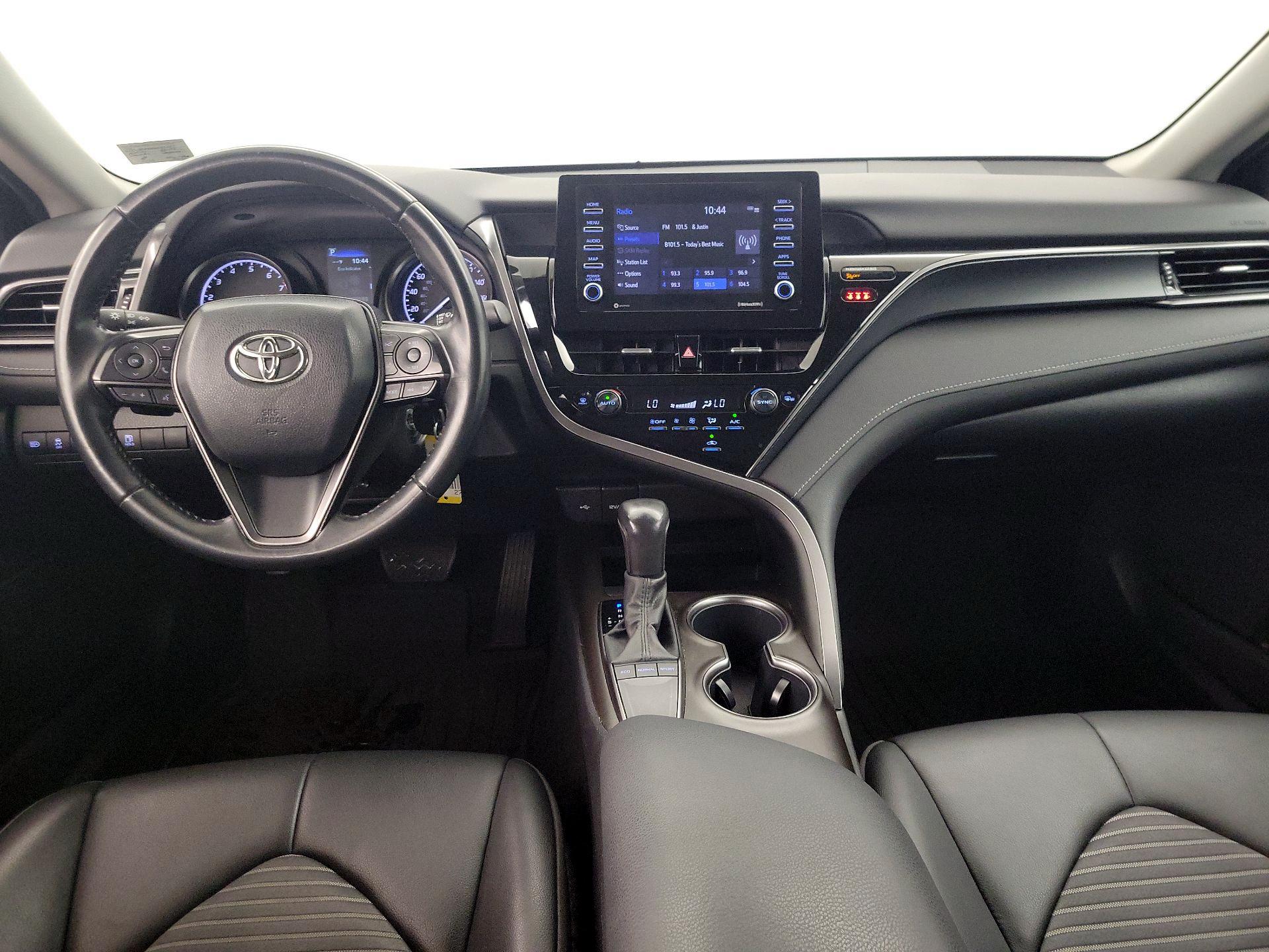 Thumbnail: 2022 Toyota Camry - 9
