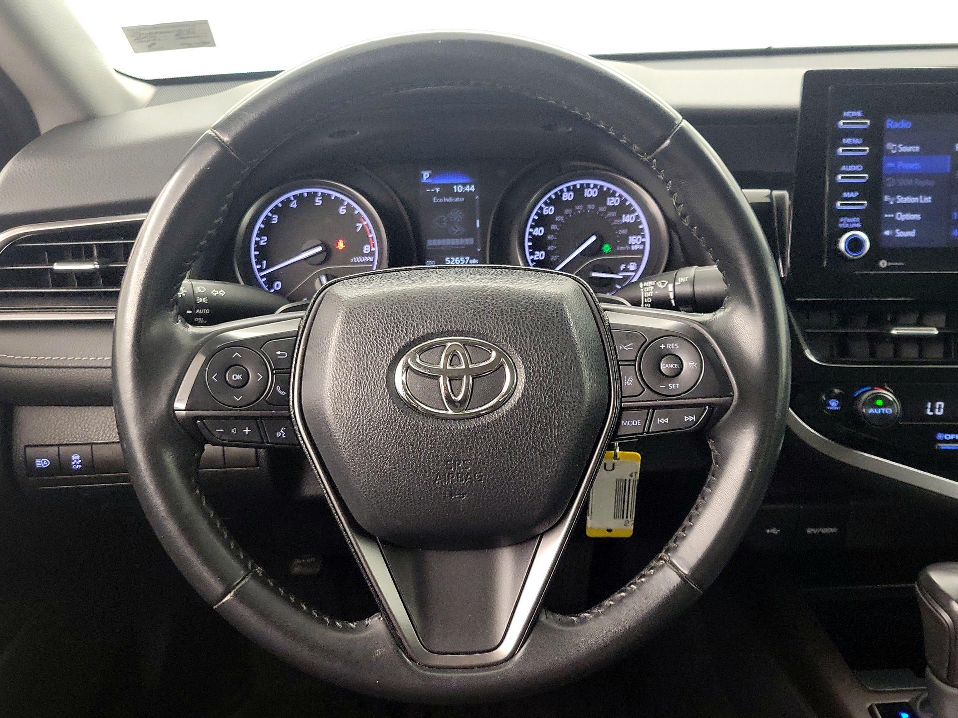 Thumbnail: 2022 Toyota Camry - 10