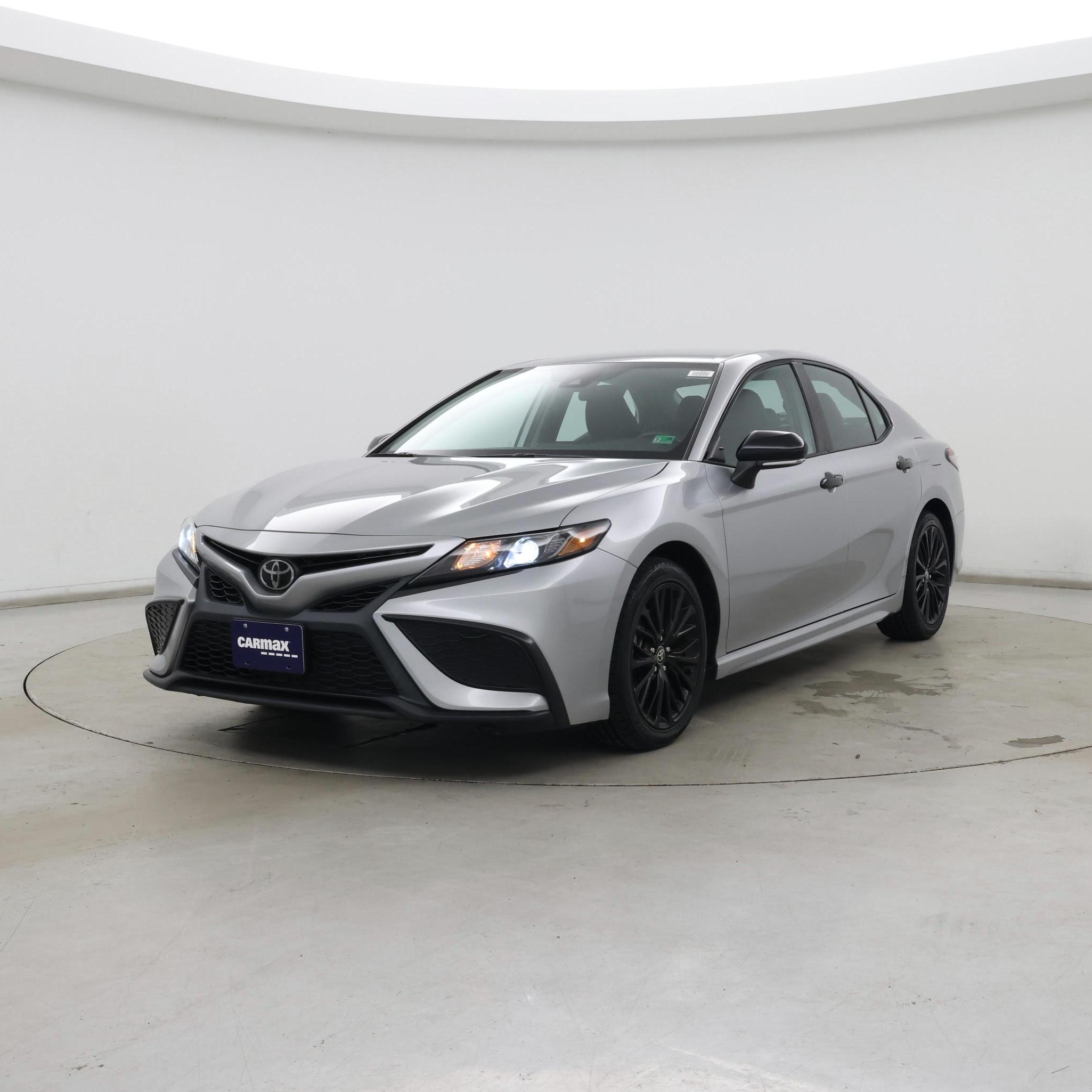 Thumbnail: 2022 Toyota Camry - 4