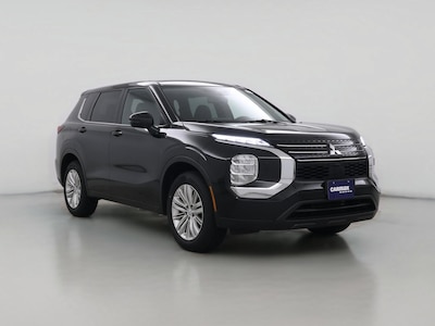 Black 2022 Mitsubishi Outlander ES
