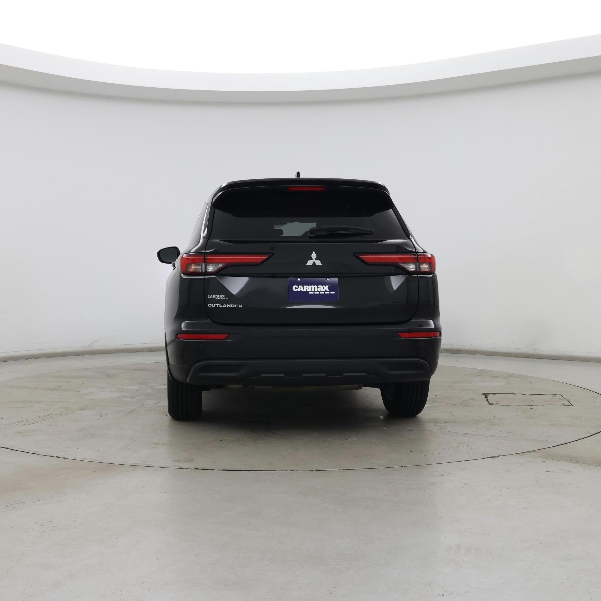 Thumbnail: 2022 Mitsubishi Outlander - 6