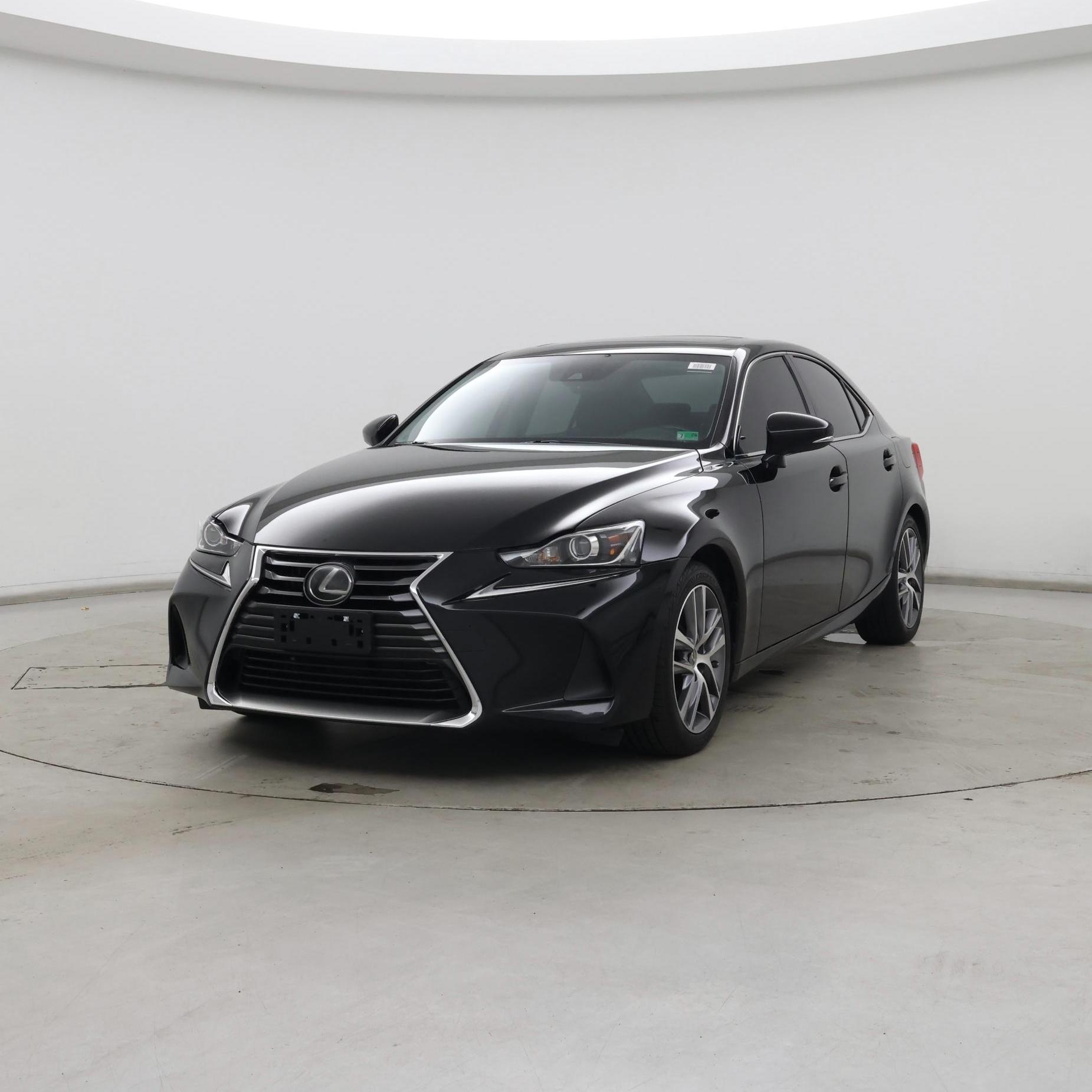 Thumbnail: 2020 Lexus IS - 4